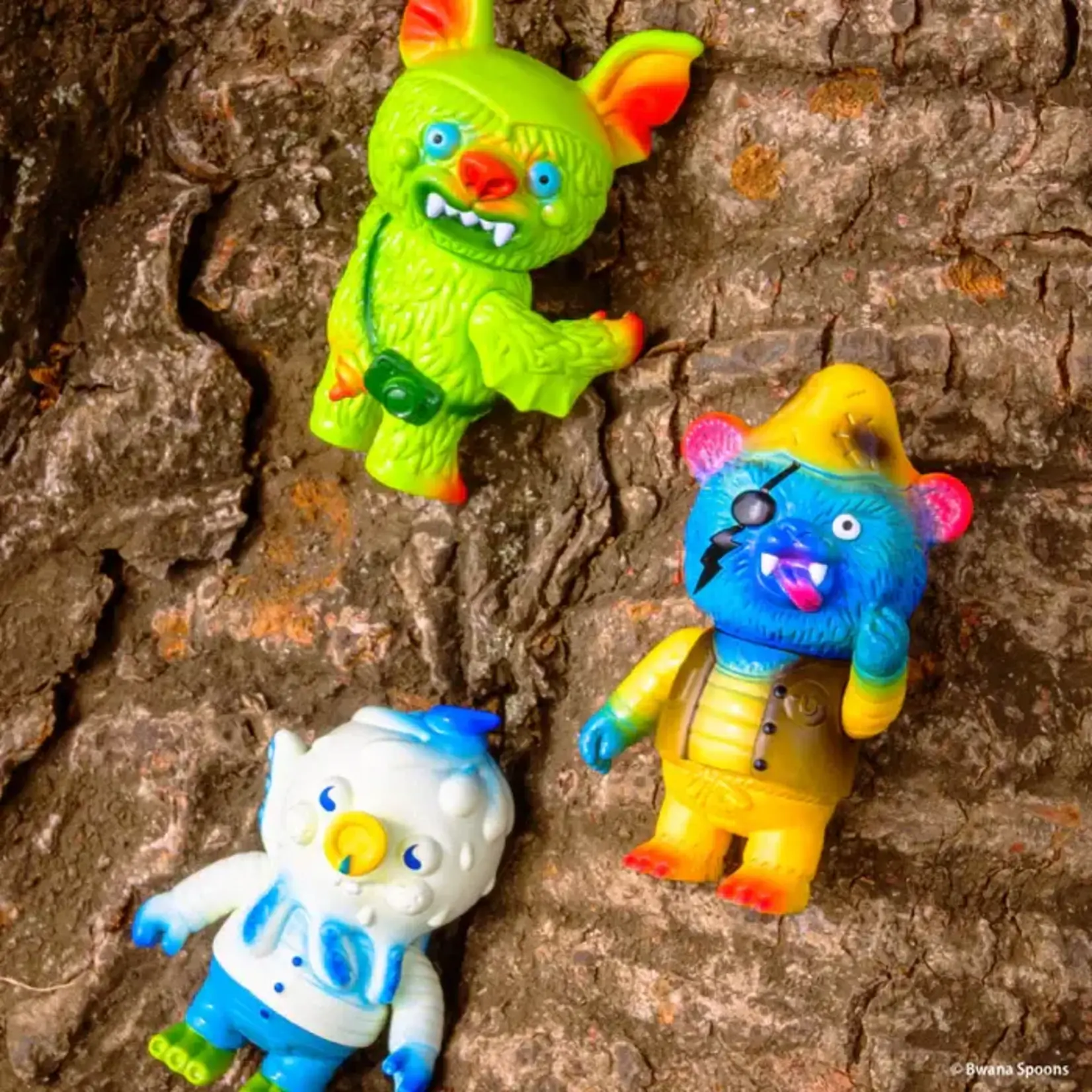 Monsters Hello in The World Vol.5 Surprise Figure
