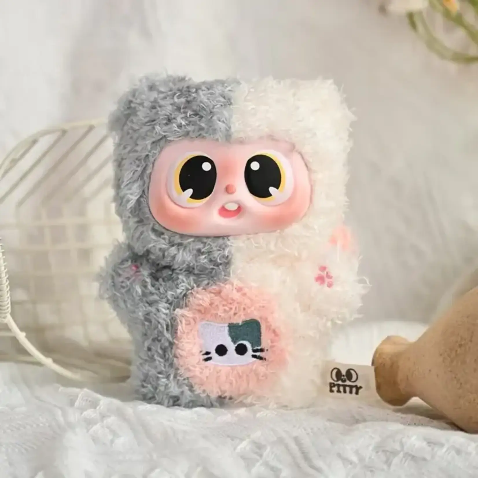 Pitty's Meow Meow Dormitory Surprise Vinyl Plush