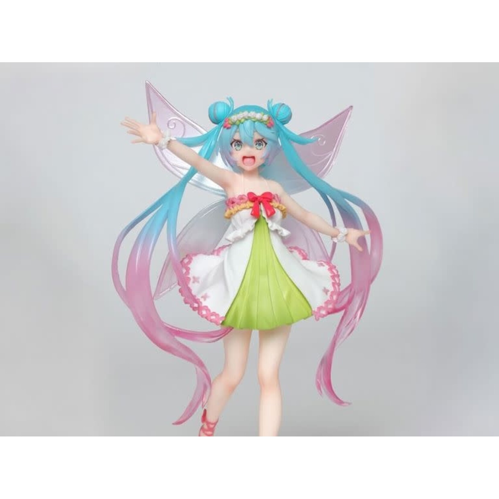 Vocaloid Hatsune Miku (3rd Season Spring Ver.) Figure (Reissue)