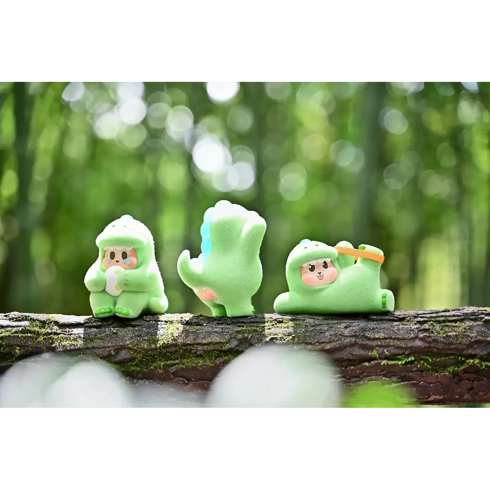 WOOO Fluffy Dino SLLO Surprise Figure