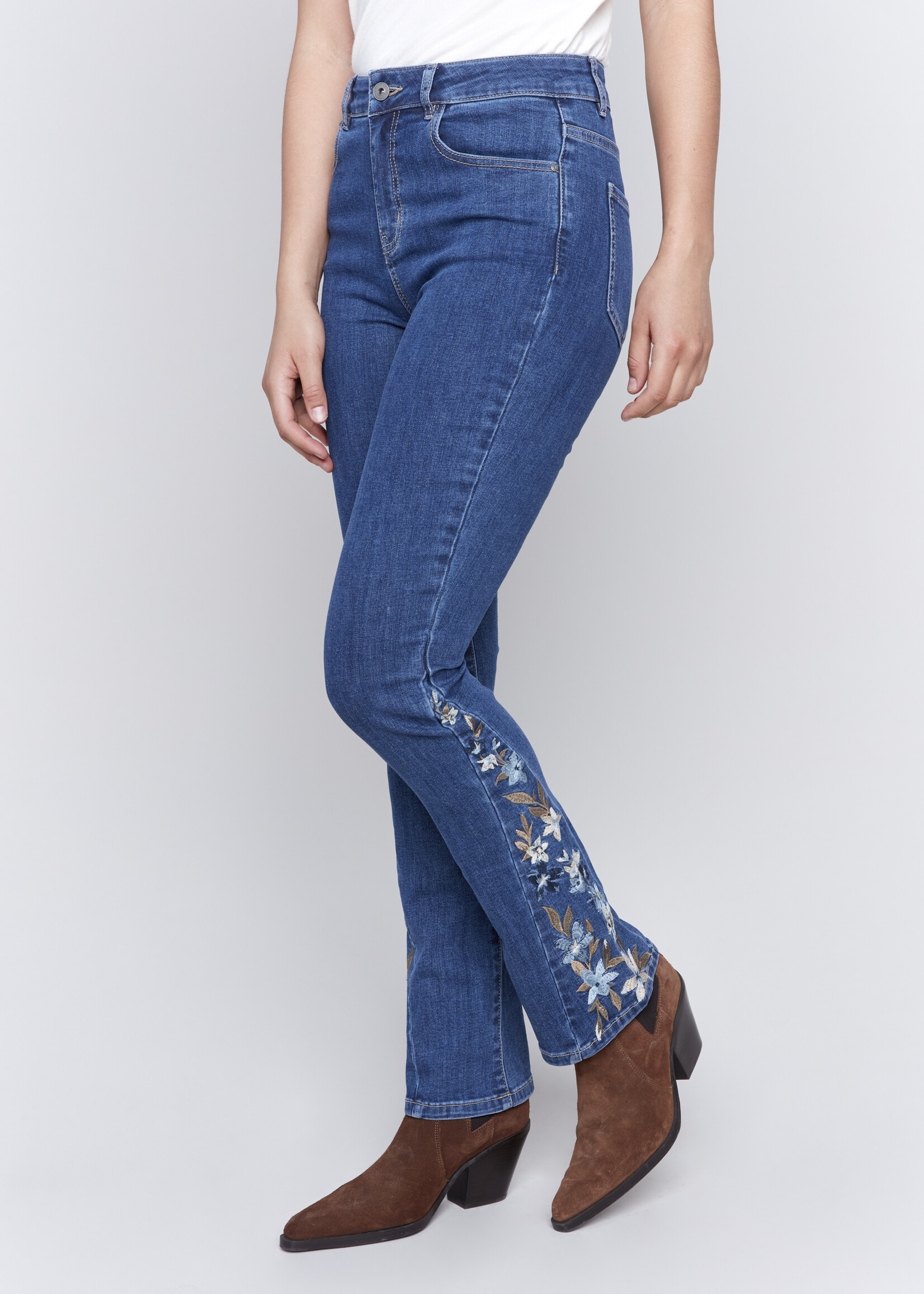 Charlie B Charlie B Embroidered Side Insert Jean