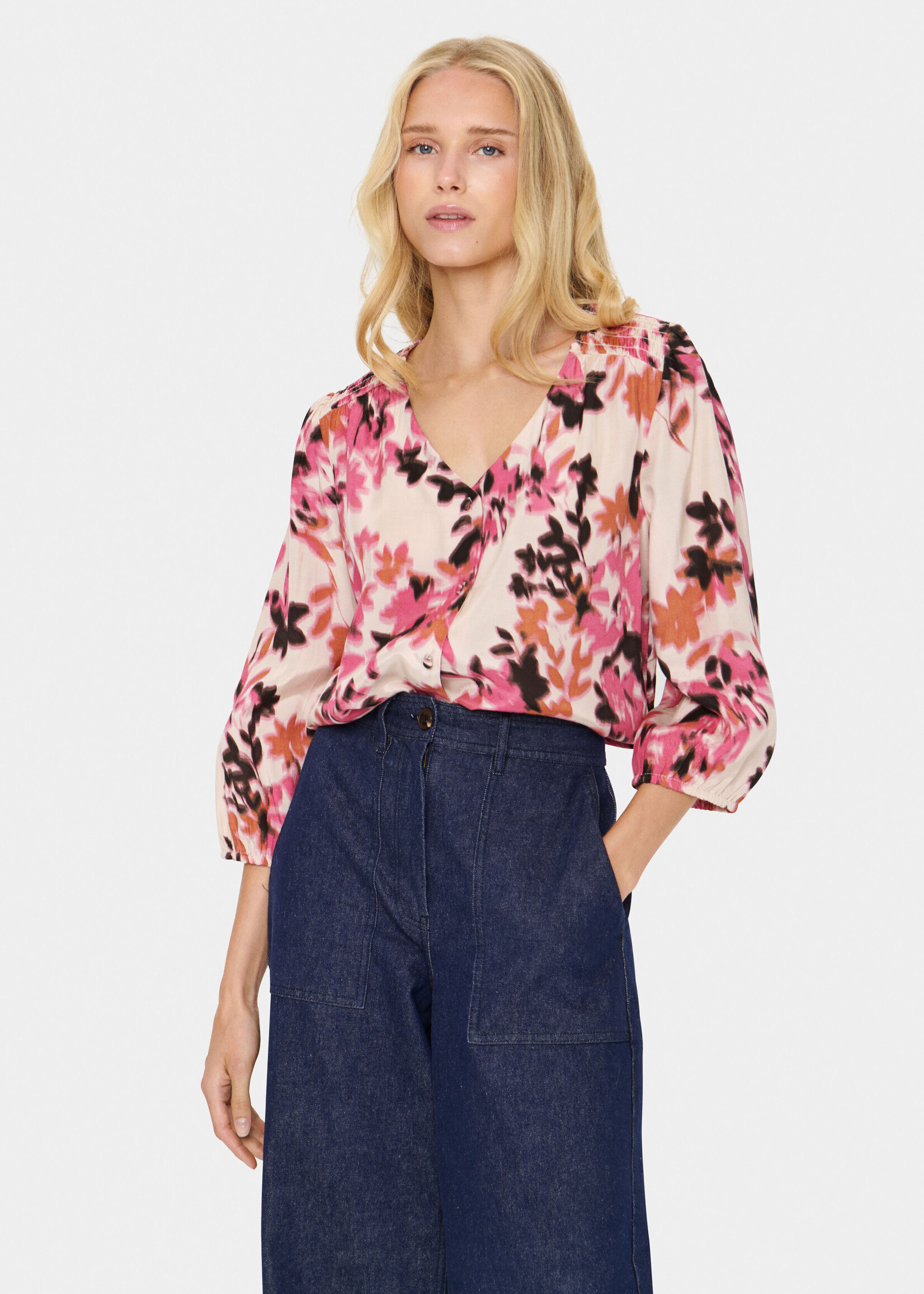 Saint Tropez Saint Tropez Gracy Vneck Blouse