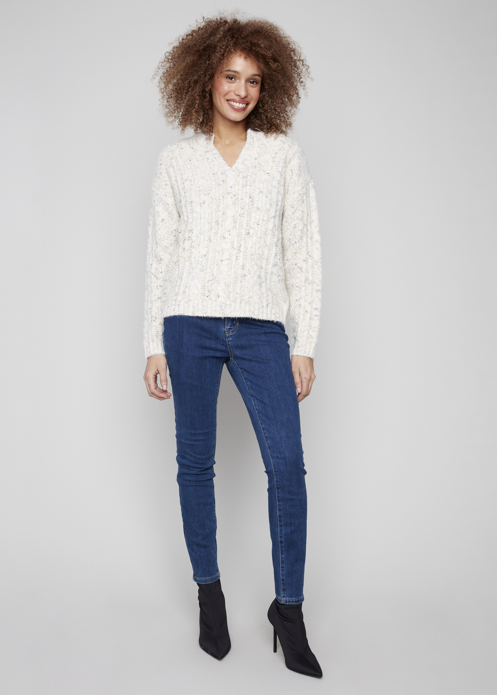 Charlie B Charlie B Vneck Flex Yarn Sweater