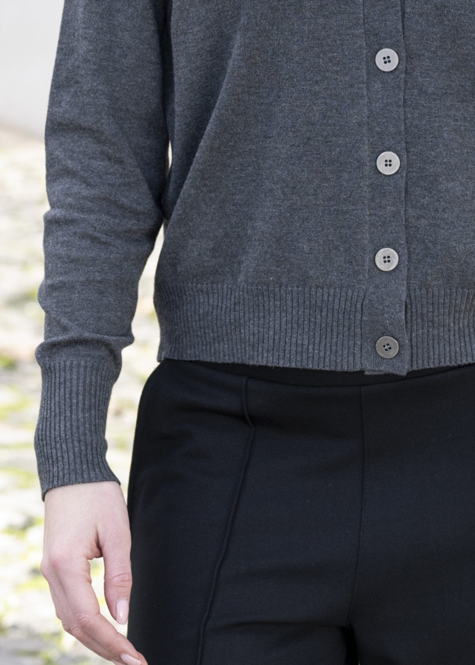 Marble Fashion Designs Marble Button Vneck Cardi