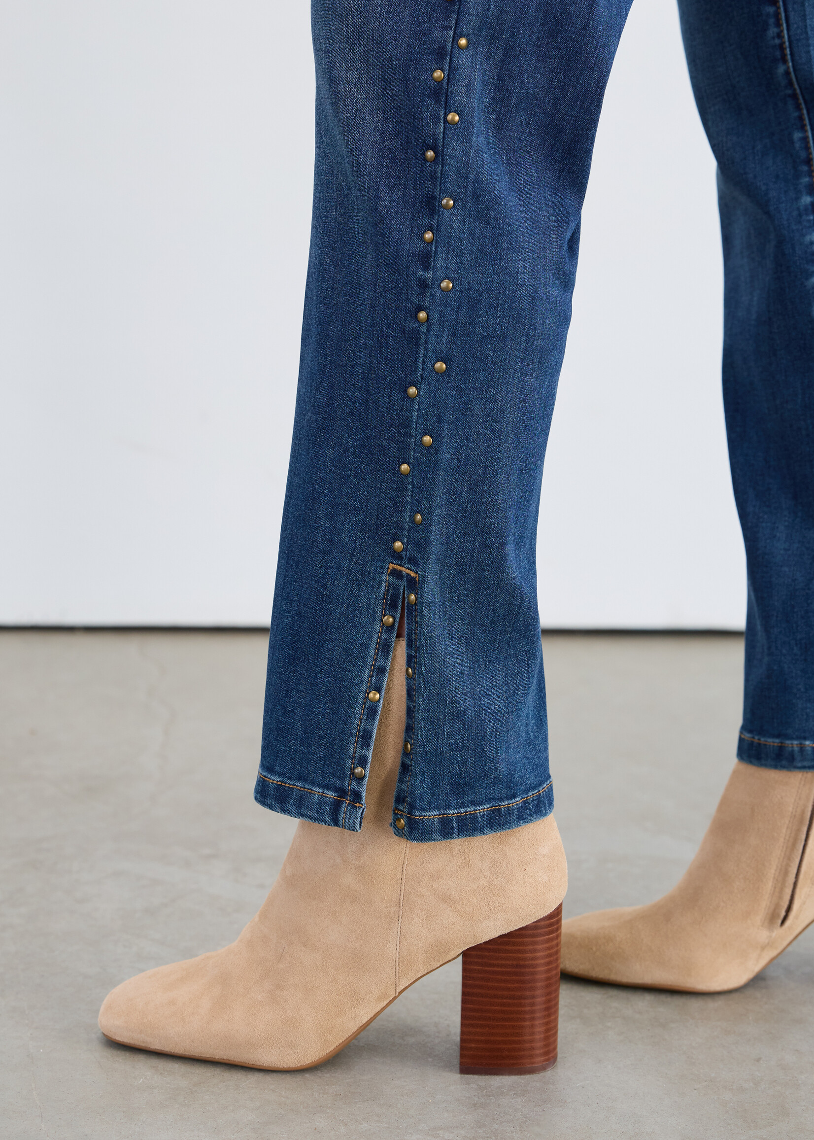 French Dressing Jeans FDJ Pull On Straight Ankle Jean with Studs