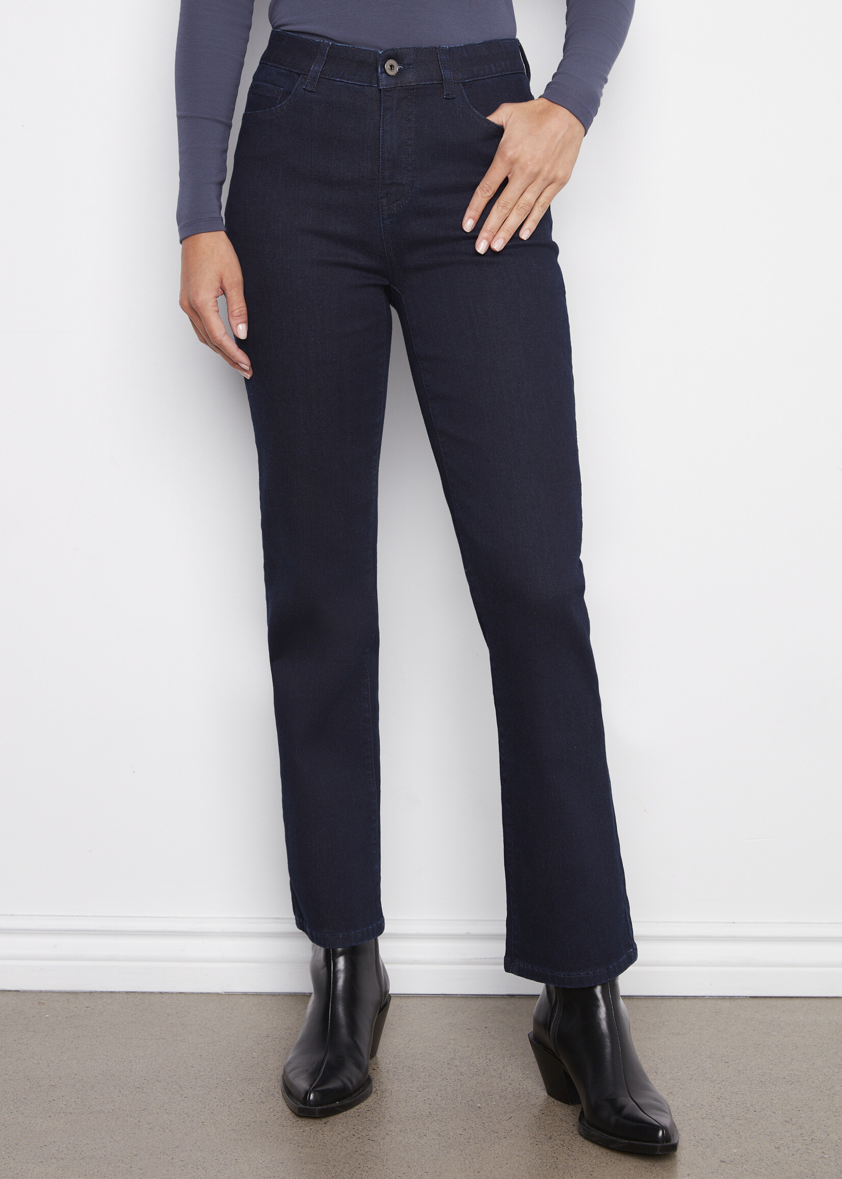 Charlie B Charlie B Straight Leg Jean