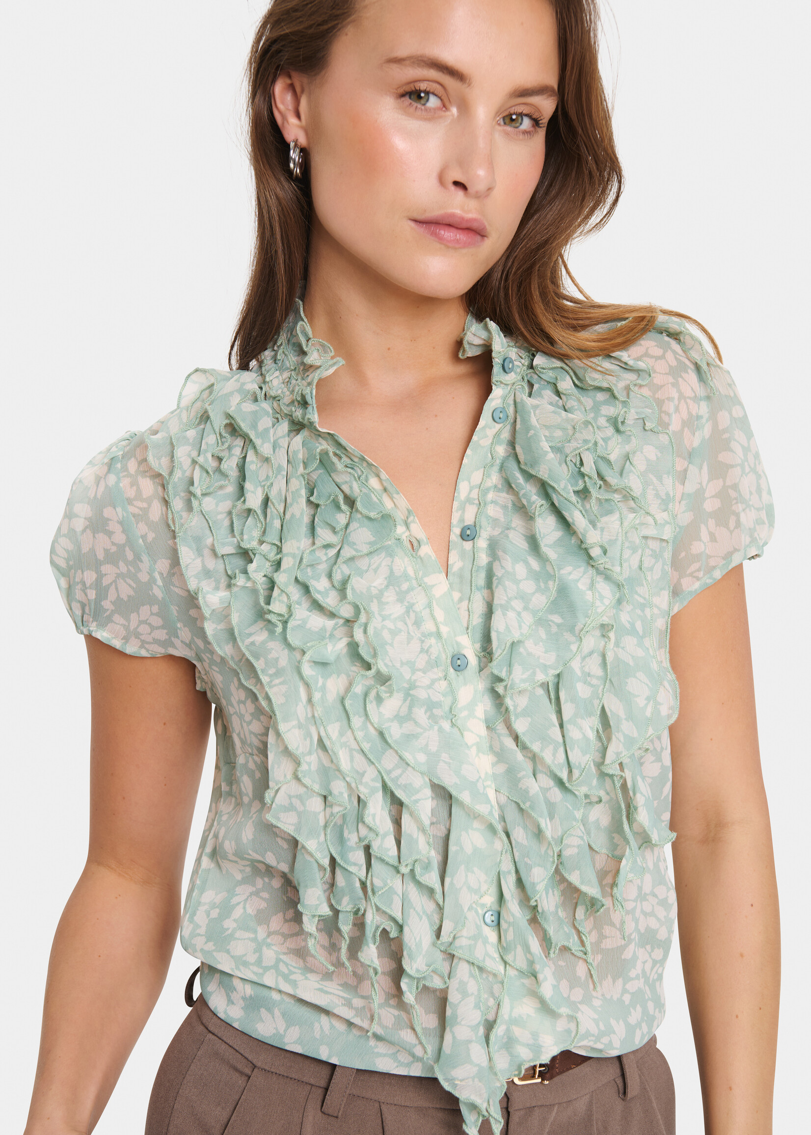 Saint Tropez Saint Tropez  LiijaSZ Cap Slv Ruffle Front Blouse