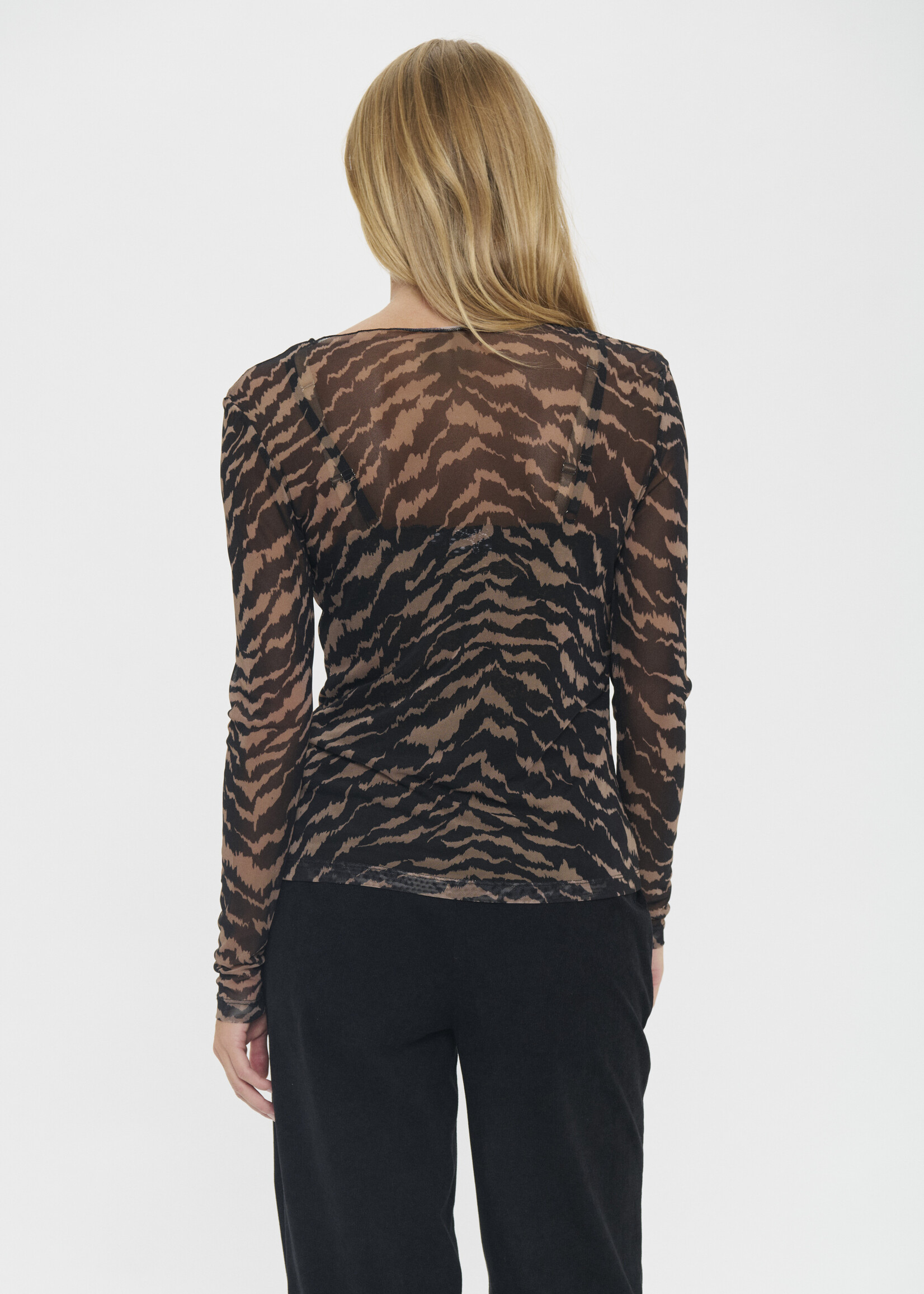 Saint Tropez Saint Tropez Zulvir Sheer Animal Print Top