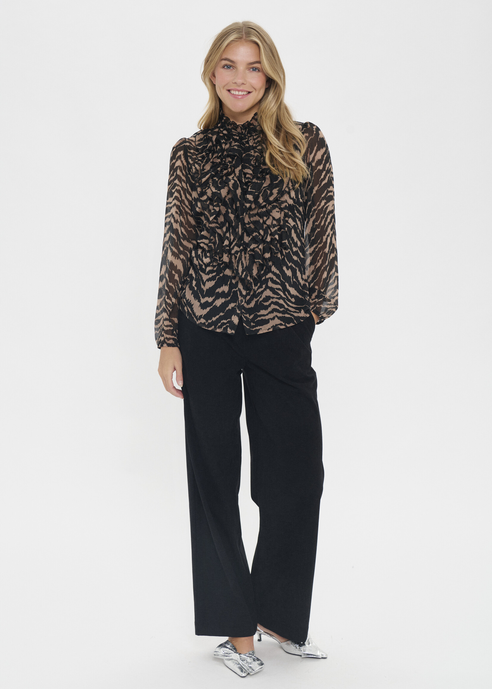 Saint Tropez Saint Tropez Lija Sheer Long Sleeve Top