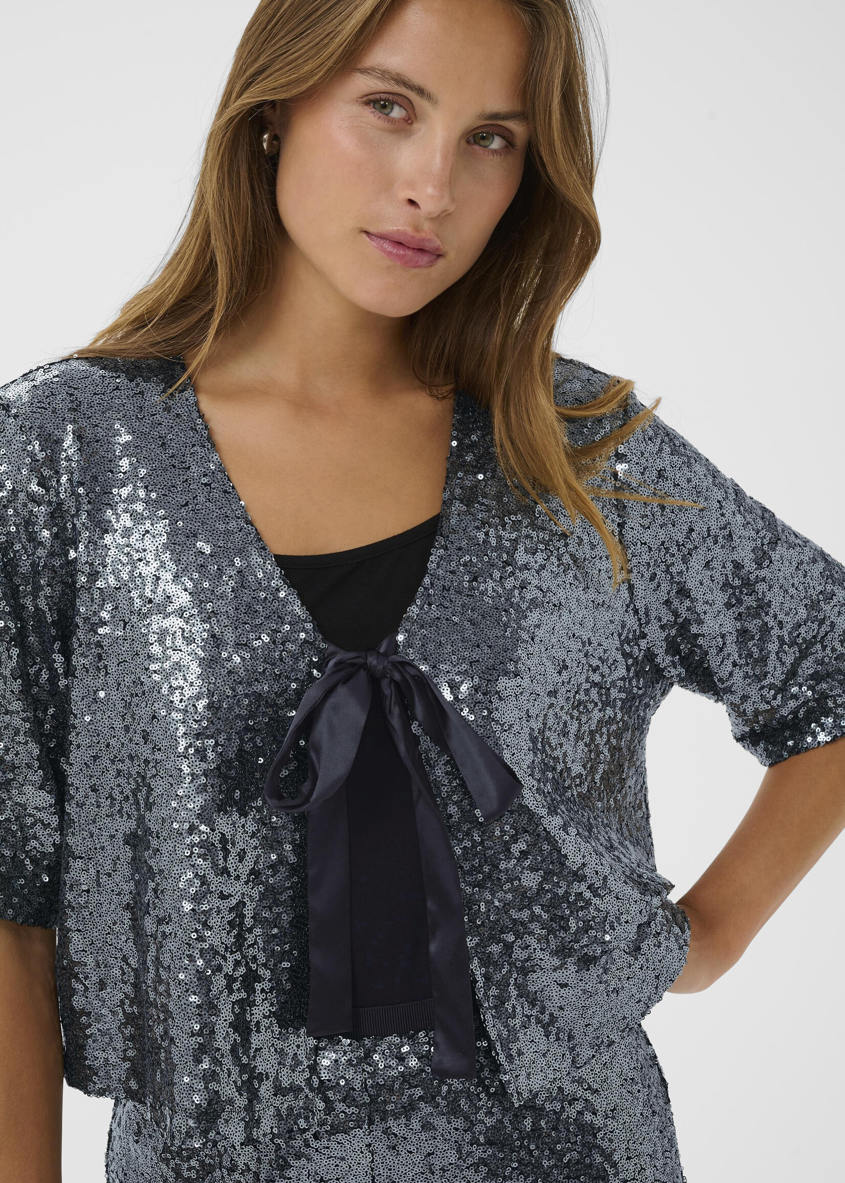 Kaffe Kaffe Lau Bow Tie Sequin Cardi
