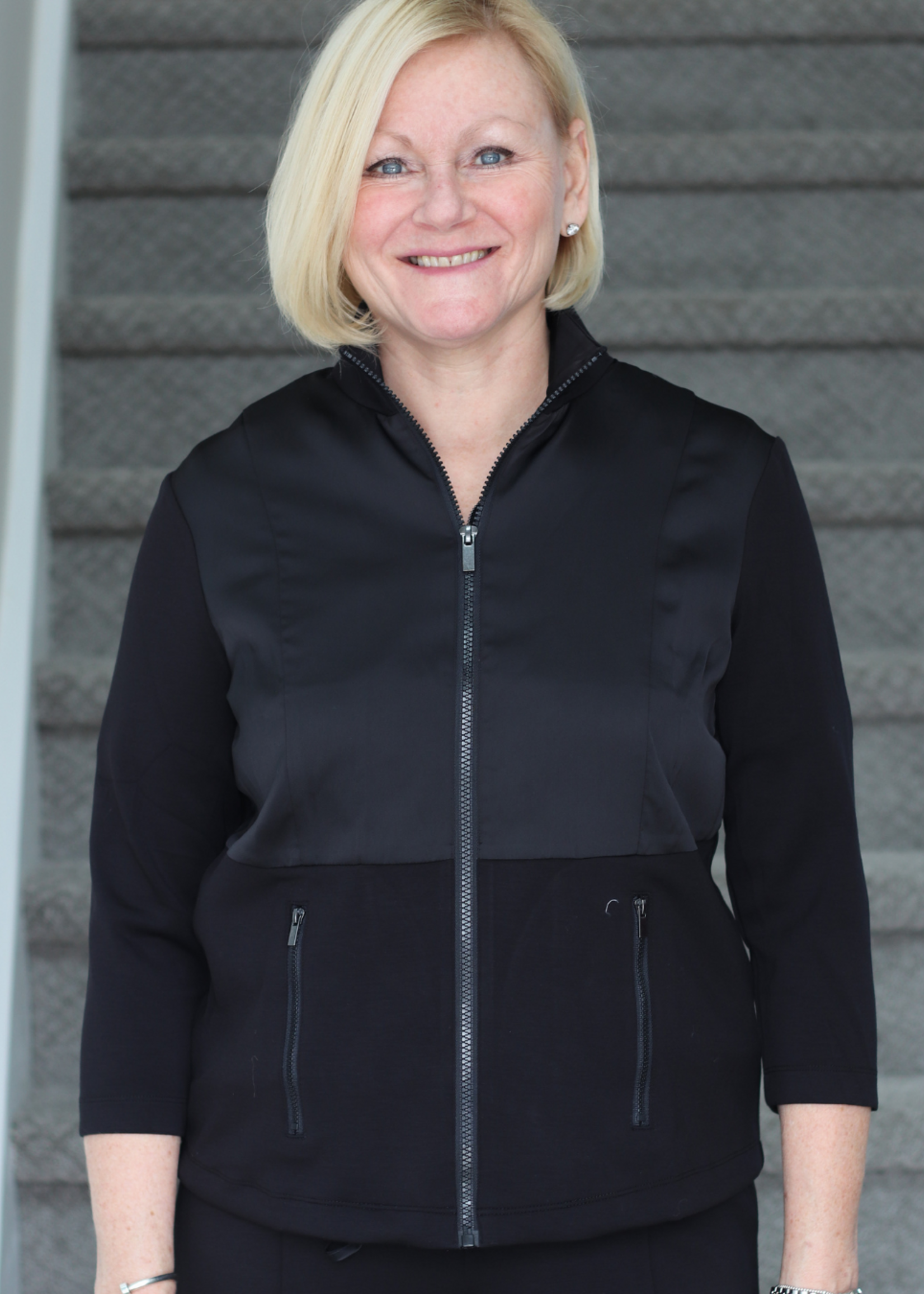 Picadilly Picadilly 3/4 Sleeve Athleisure Jacket