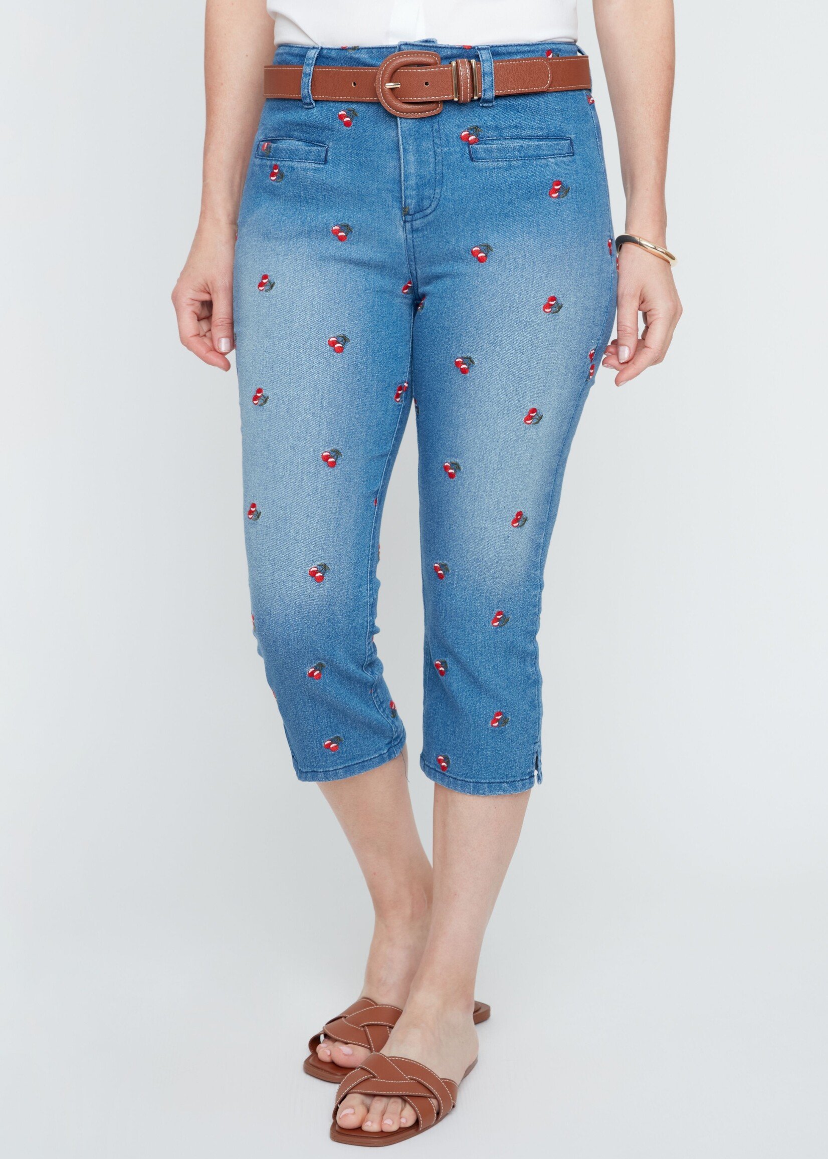 Renuar Renuar Embroidery Cherries Denim Capri