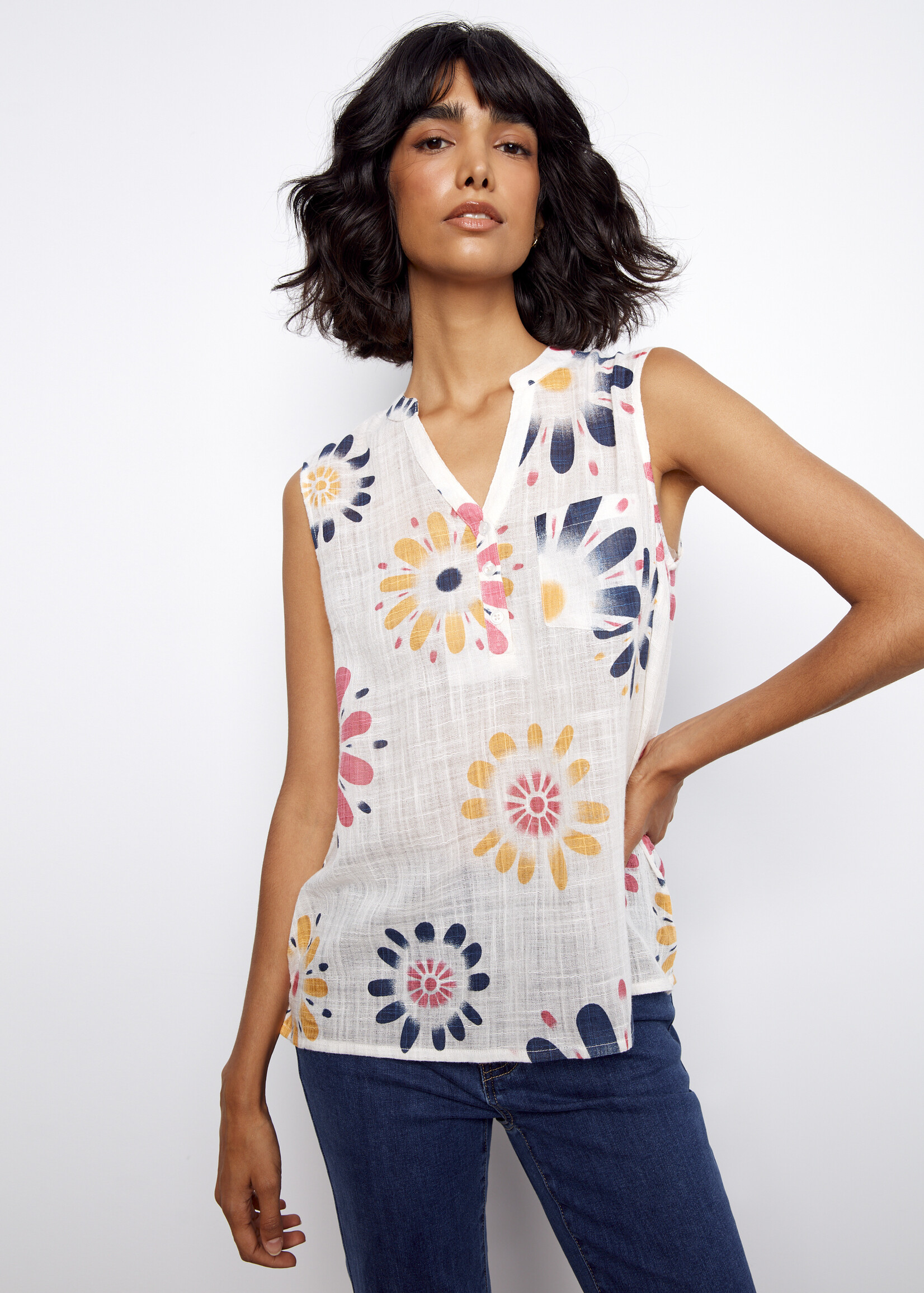 Charlie B Charlie B Linen VNeck Sleeveless Floral Top
