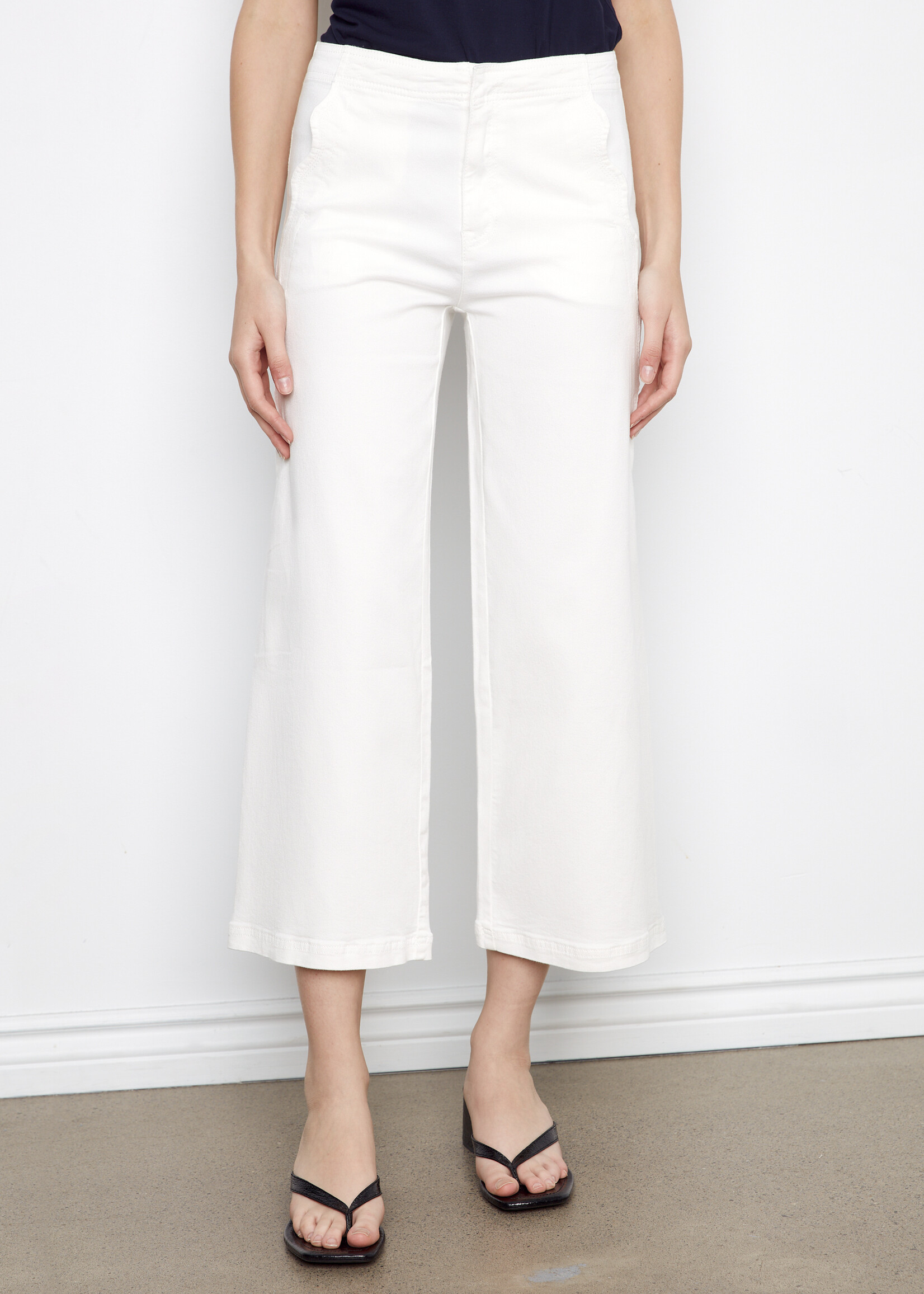 Charlie B Charlie B Scalloped Wide Leg Pant