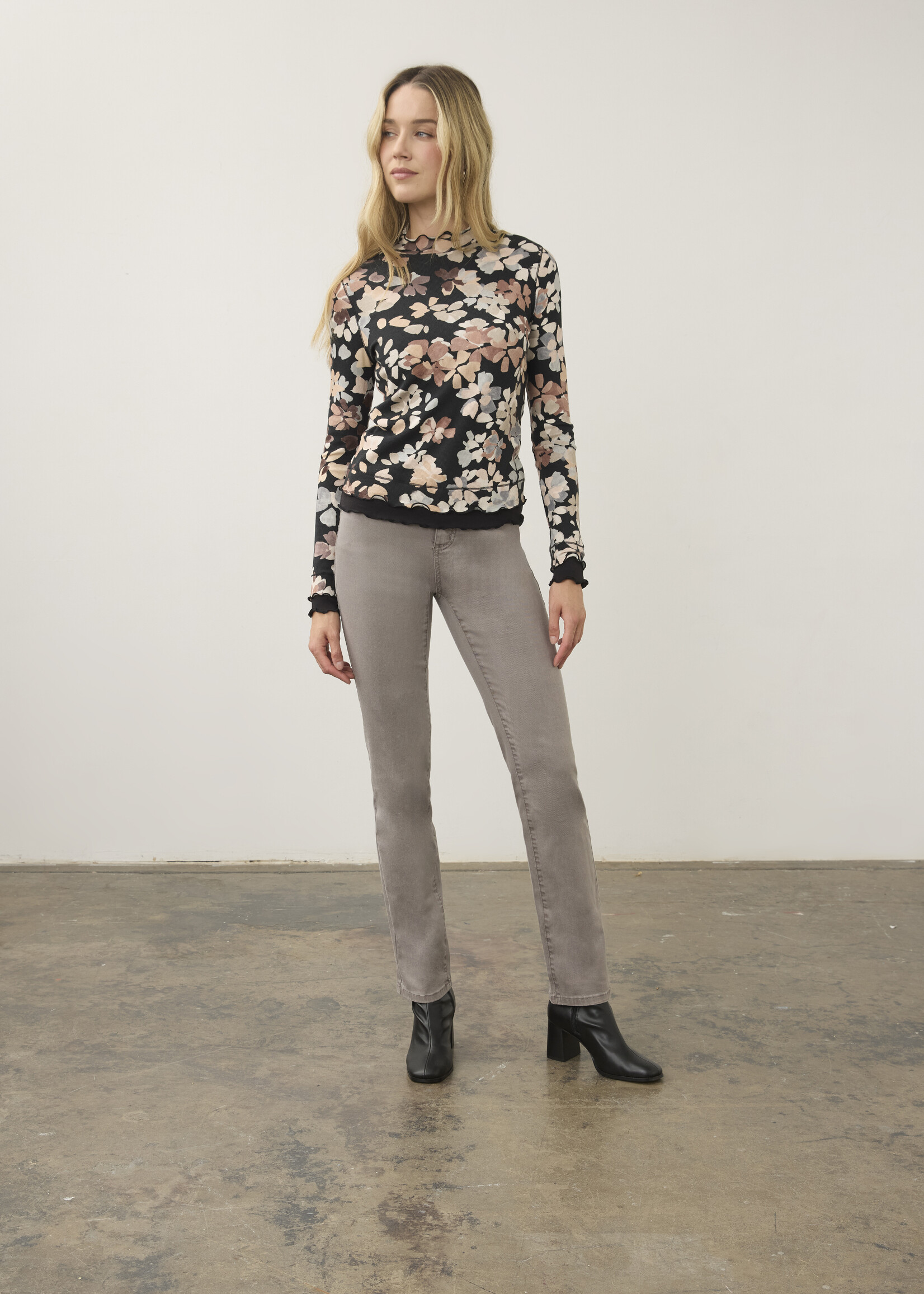 French Dressing Jeans FDJ Suzanne Straight Leg Pant