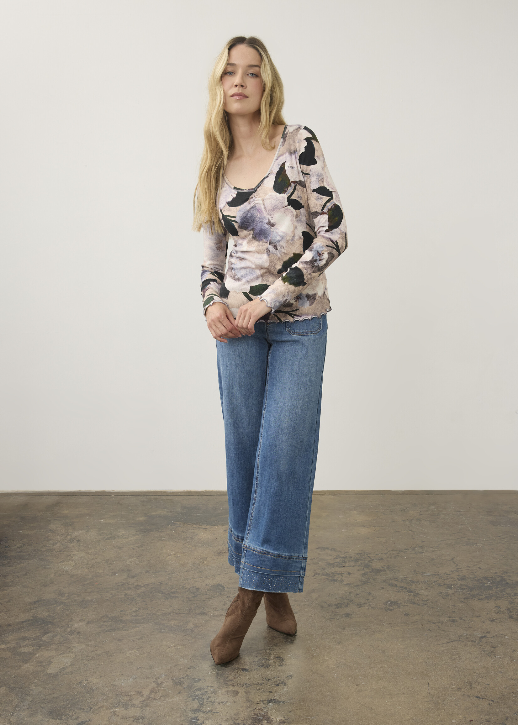 French Dressing Jeans FDJ VNeck Long Sleeve Top