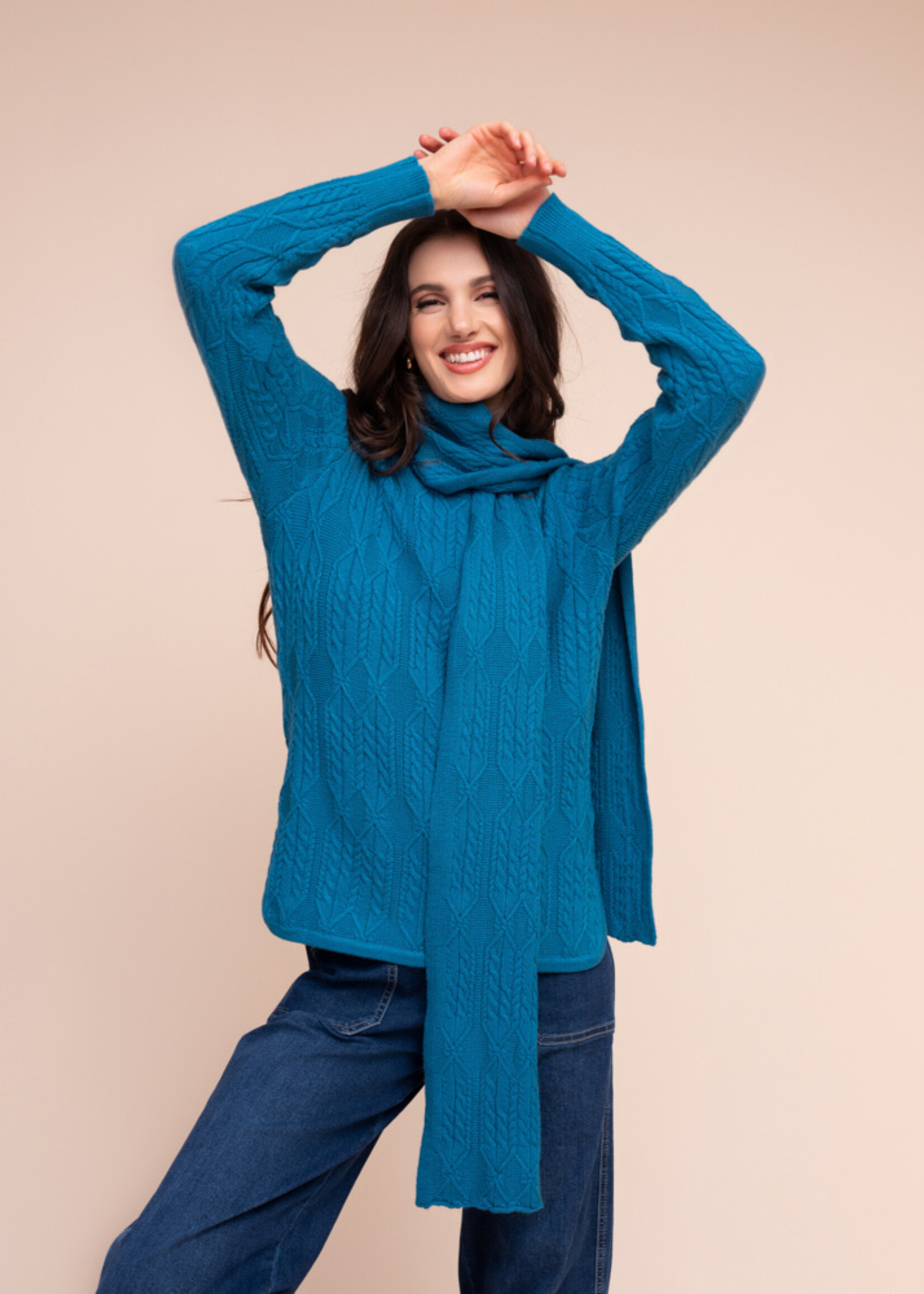 Alison Sheri Alison Sheri Crew Sweater with Detachable Scarf
