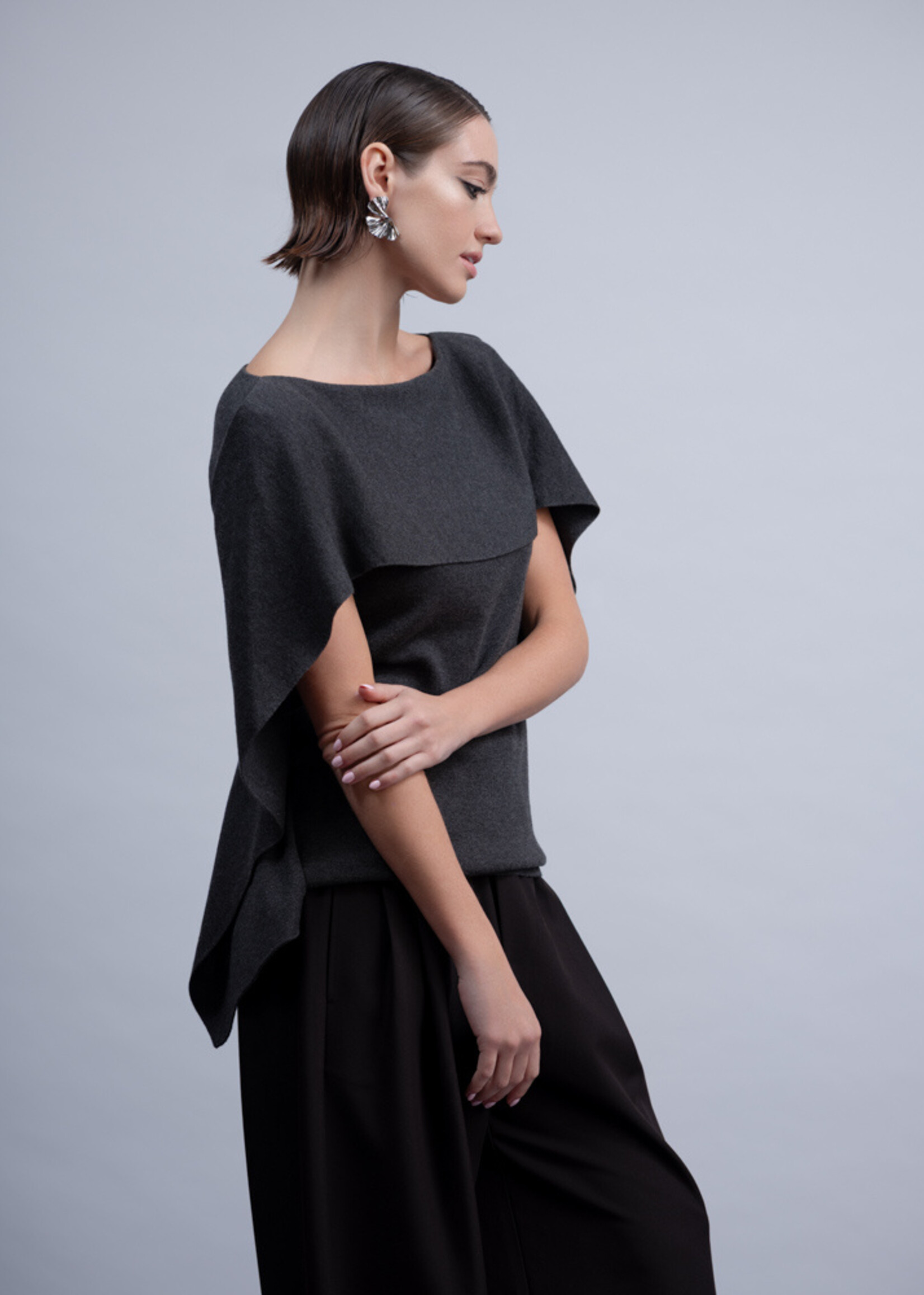 Haako Haako Sleeveless Poncho