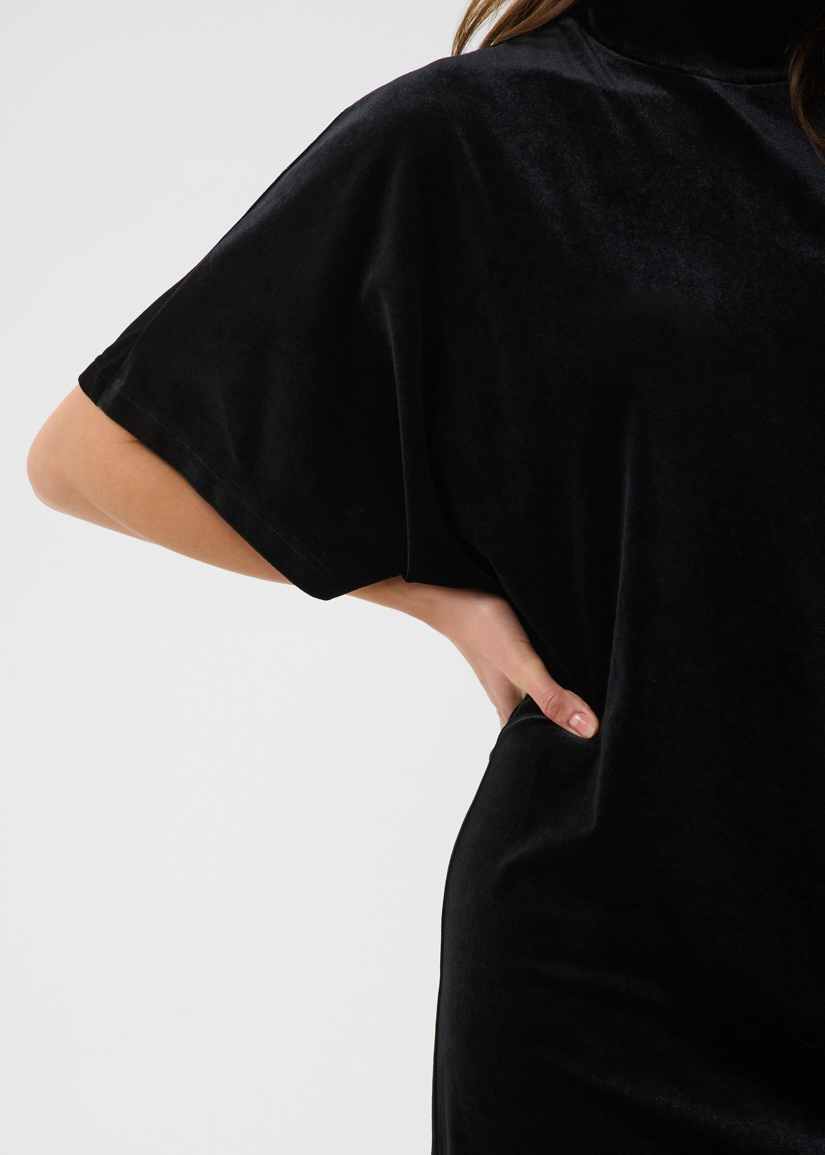 Kaffe Kaffe Kelly Mock Neck Short Slv Velour Dress