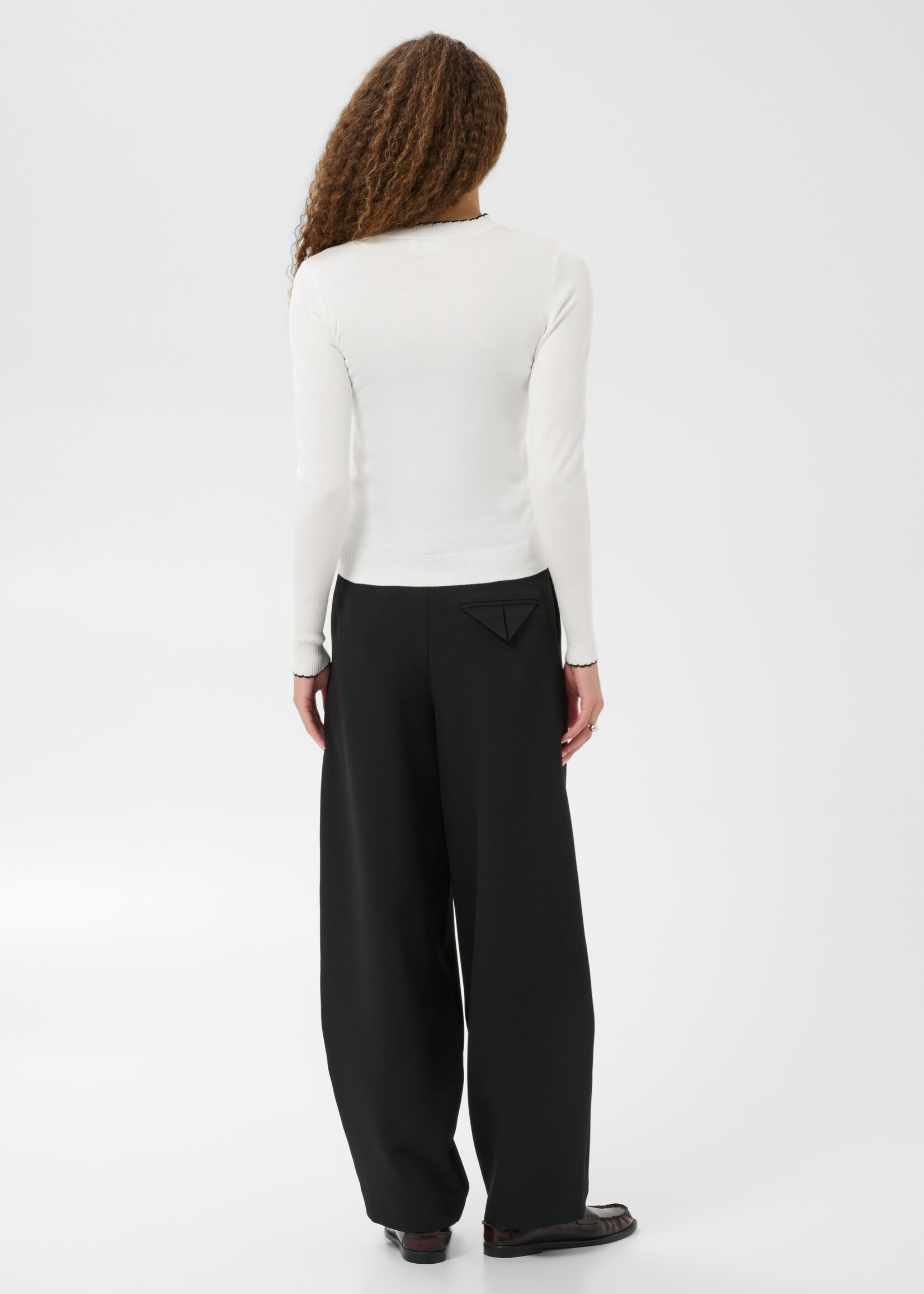 Kaffe Kaffe Lizza Scalloped Crew Sweater