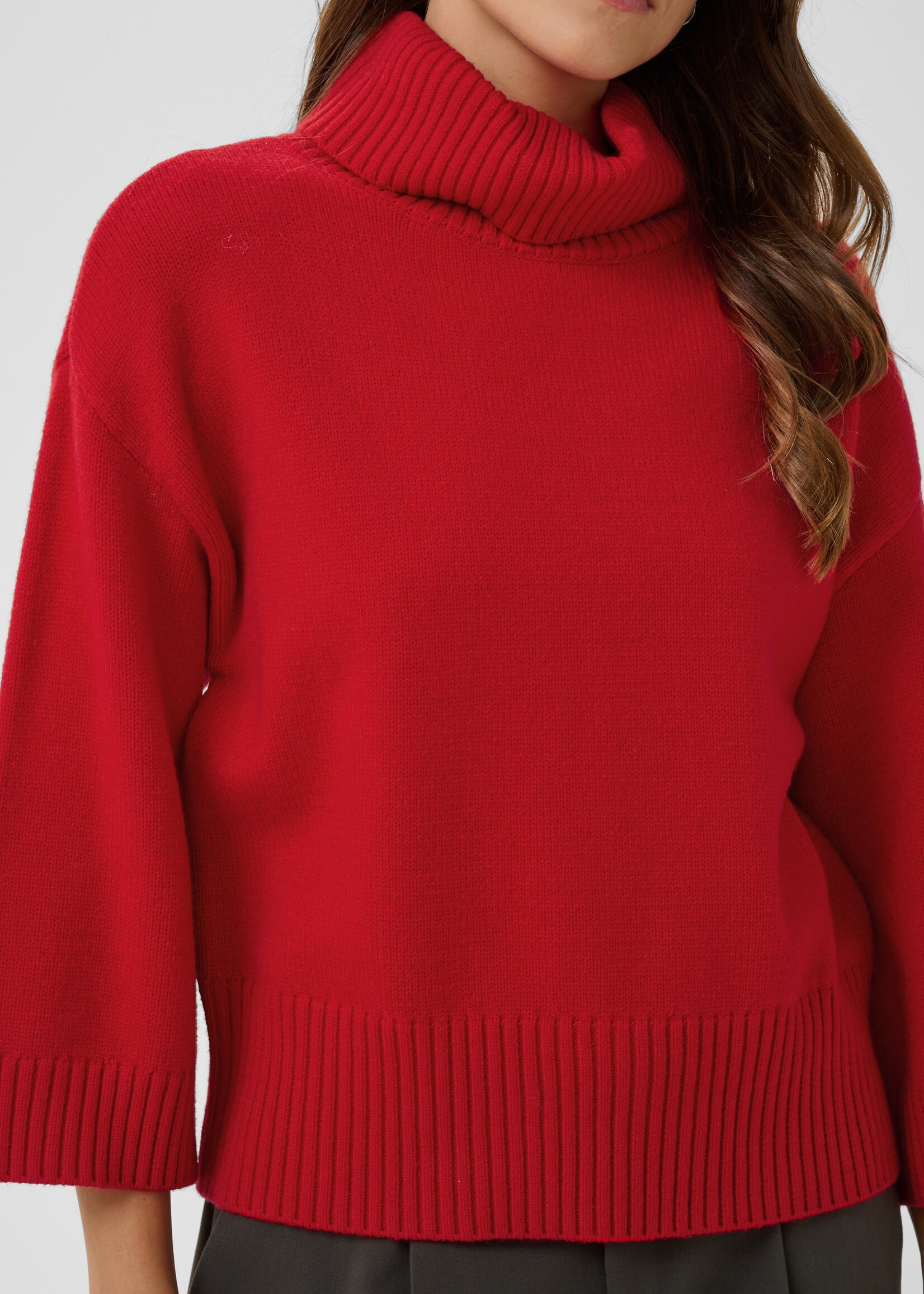 Saint Tropez Saint Tropez Umina Turtleneck Sweater