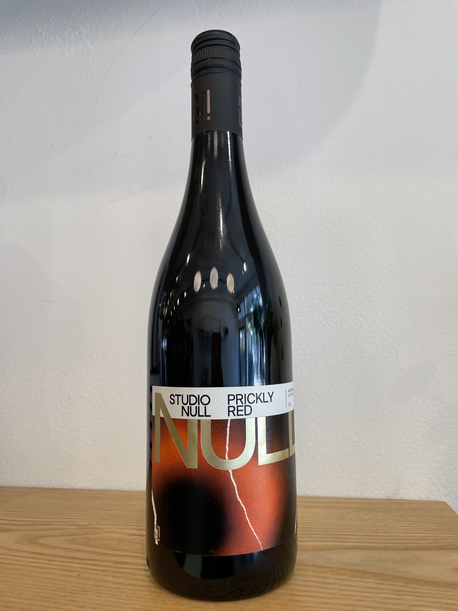 Studio Null Prickly Red - The Zero Co