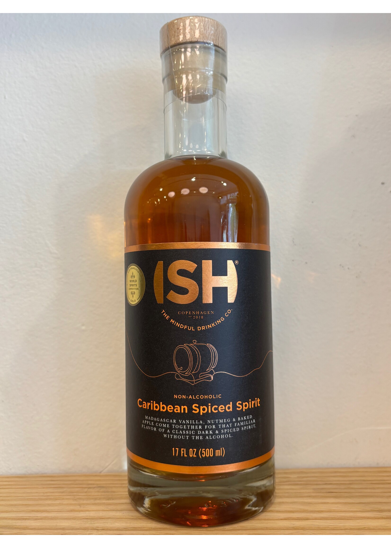ISH ISH Caribbean Spiced Rum Spirit 700 mL
