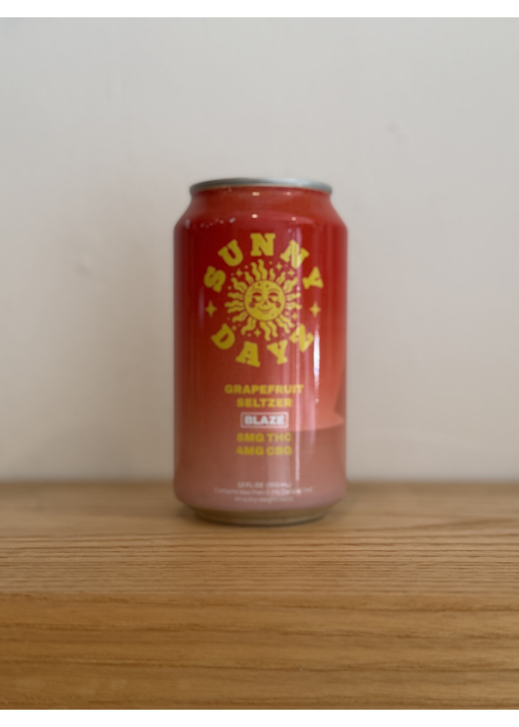 Sunny Dayz Sunny Dayz Blaze Grapefruit Seltzer 8mg THC