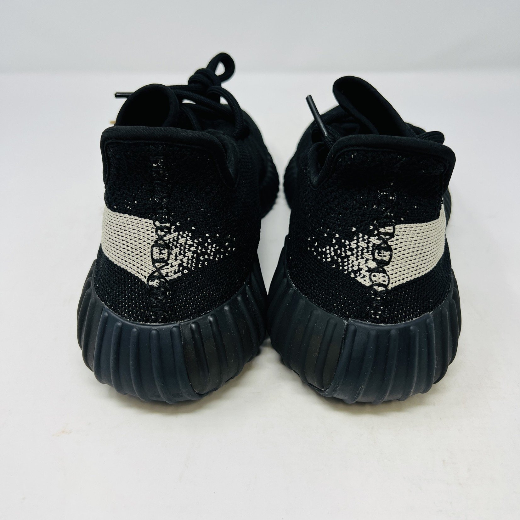 Yeezy Yeezy Boost 350 V2 Core Black White (2016/2022)