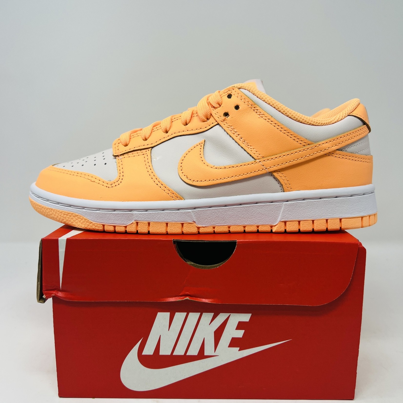 Nike Nike Dunk Low Peach Cream W