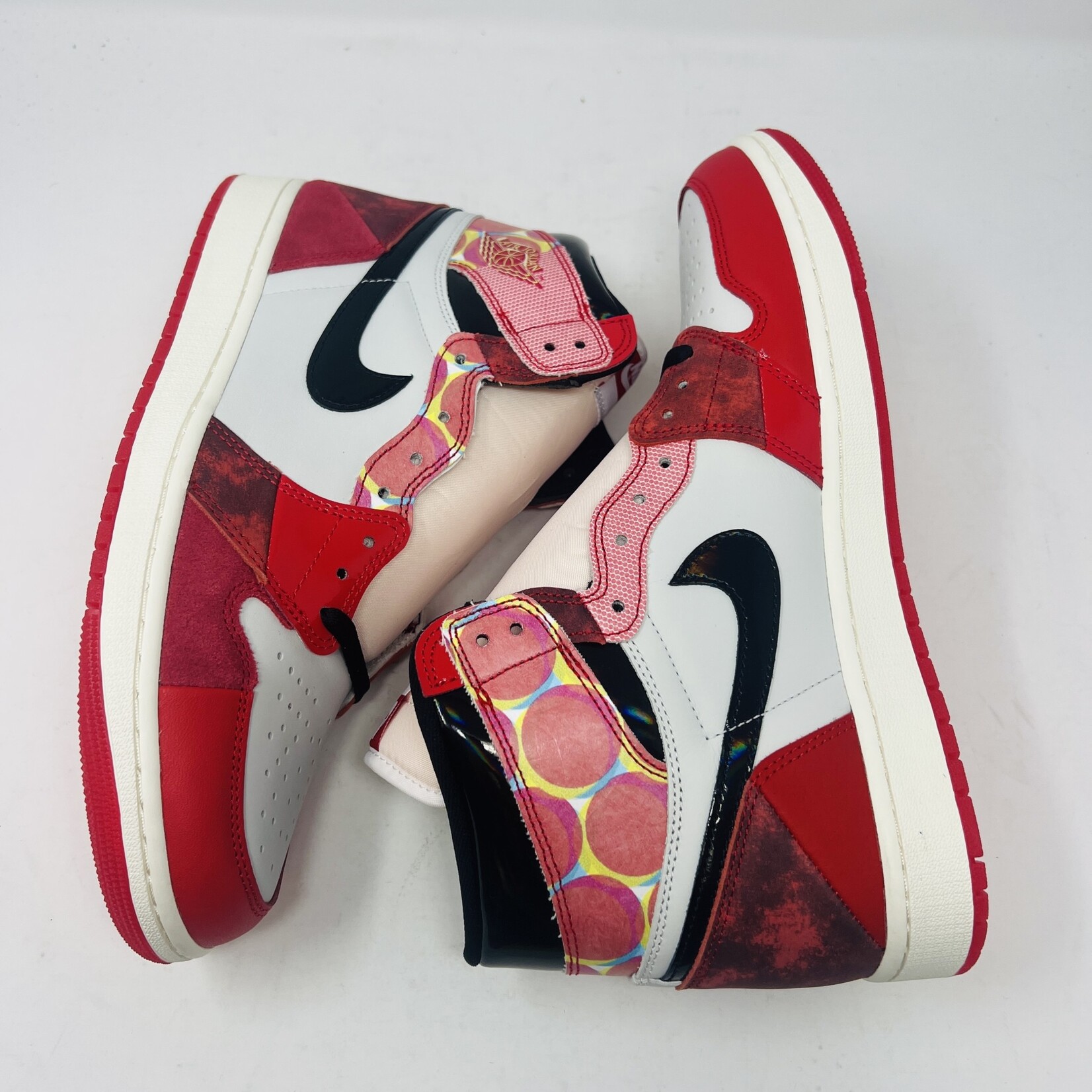 Jordan Jordan 1 High OG Spider-Man Across the Spider-Verse