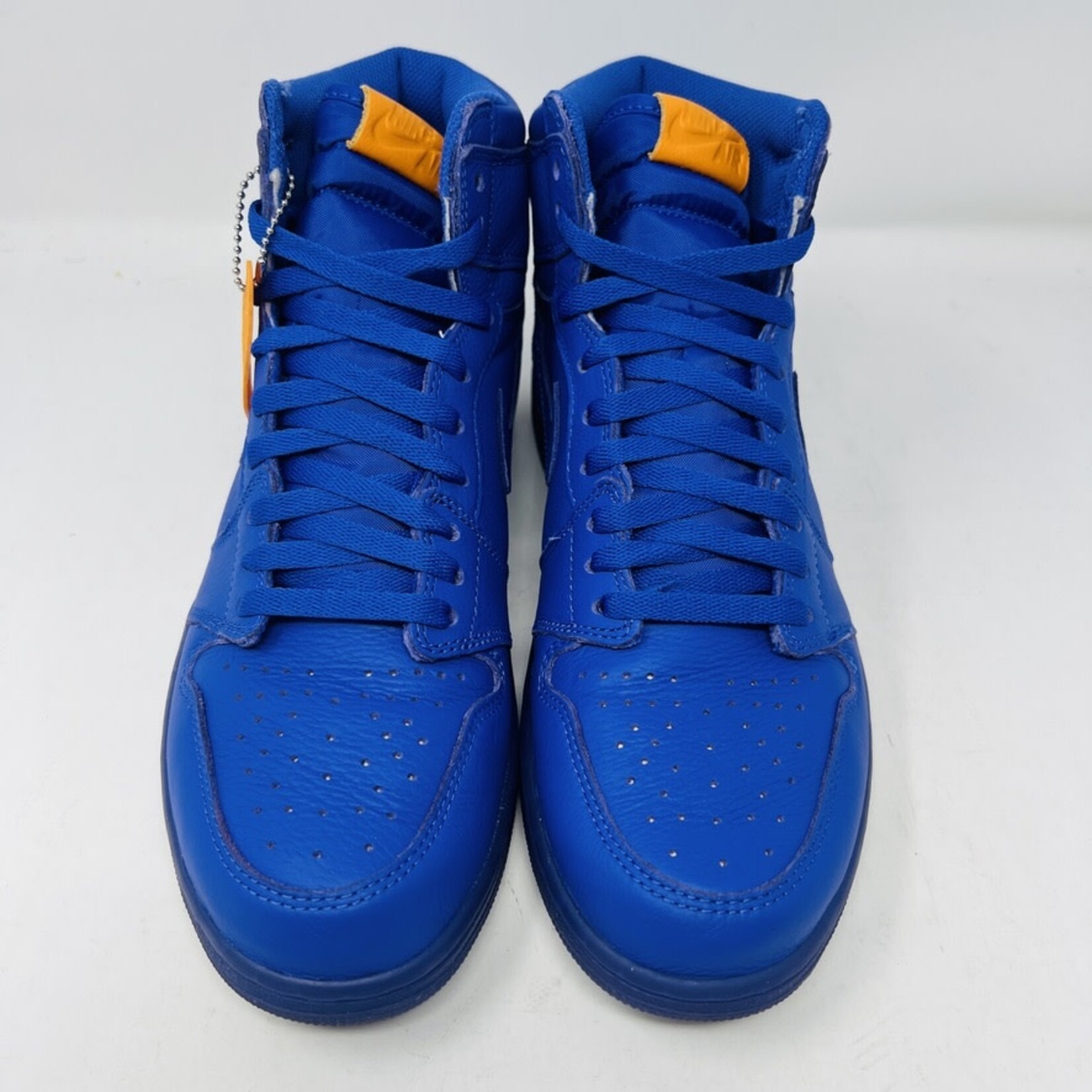 jordan 1 gatorade purple on feet