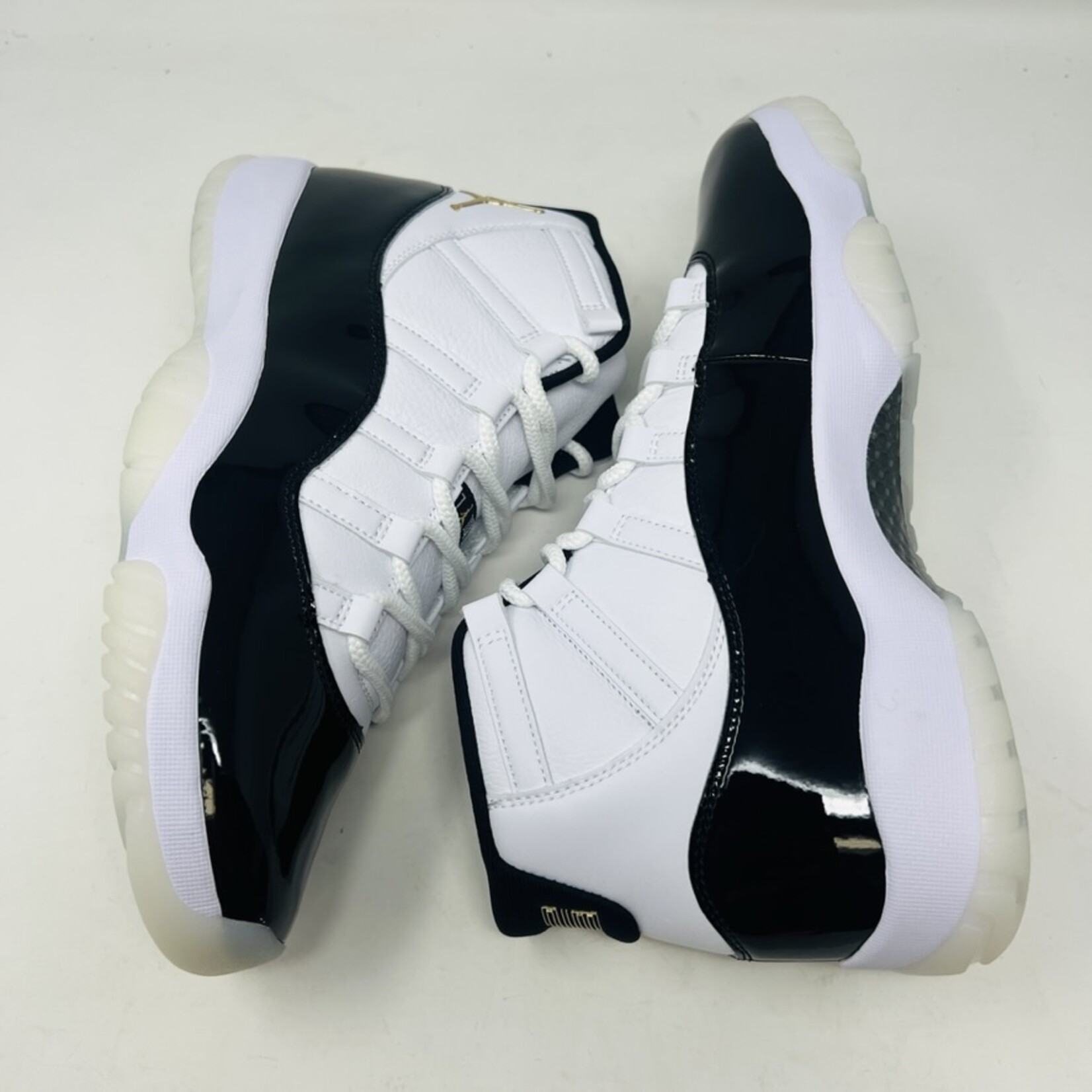 Jordan Jordan 11 Retro DMP Gratitude (2023)