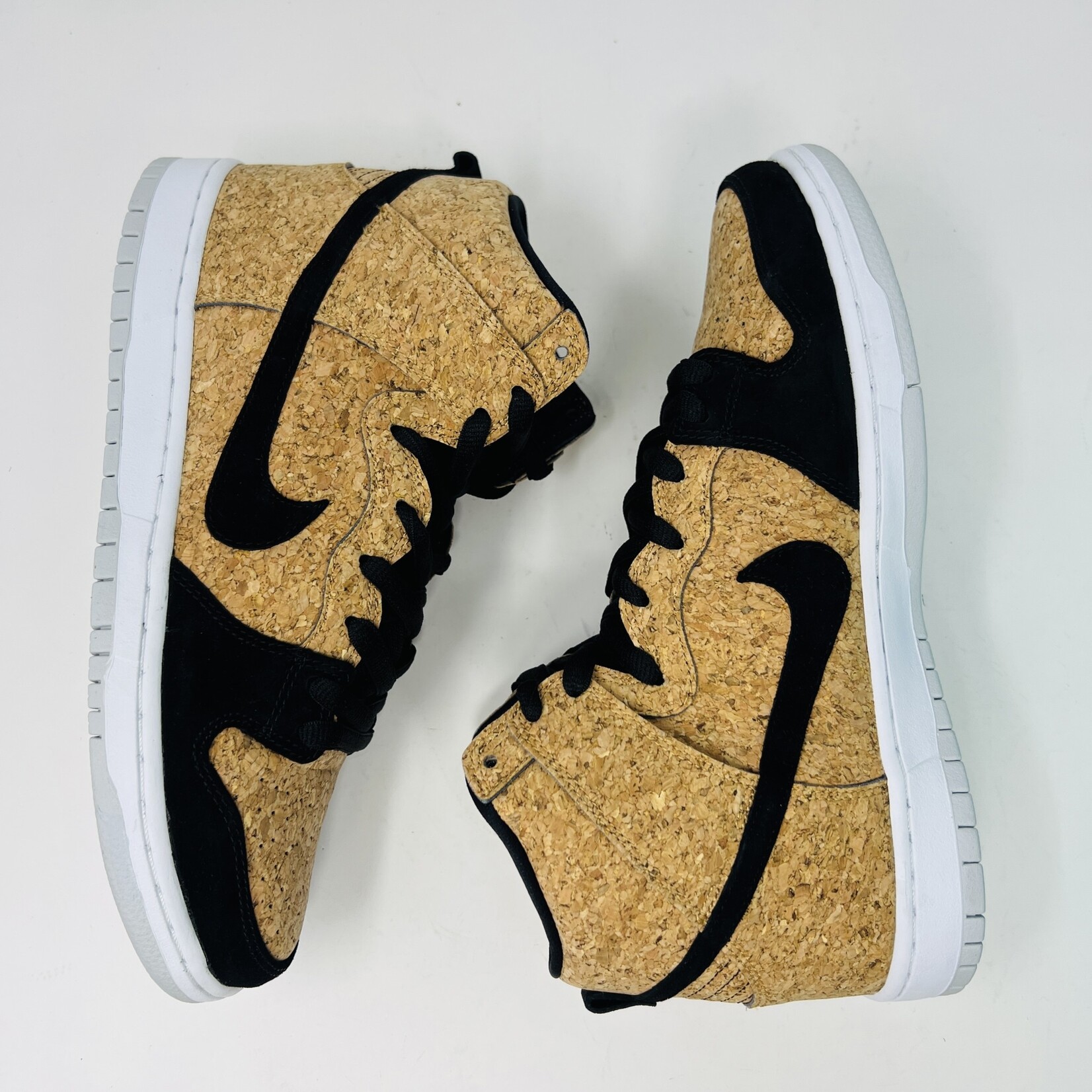 Nike sb dunks cork online