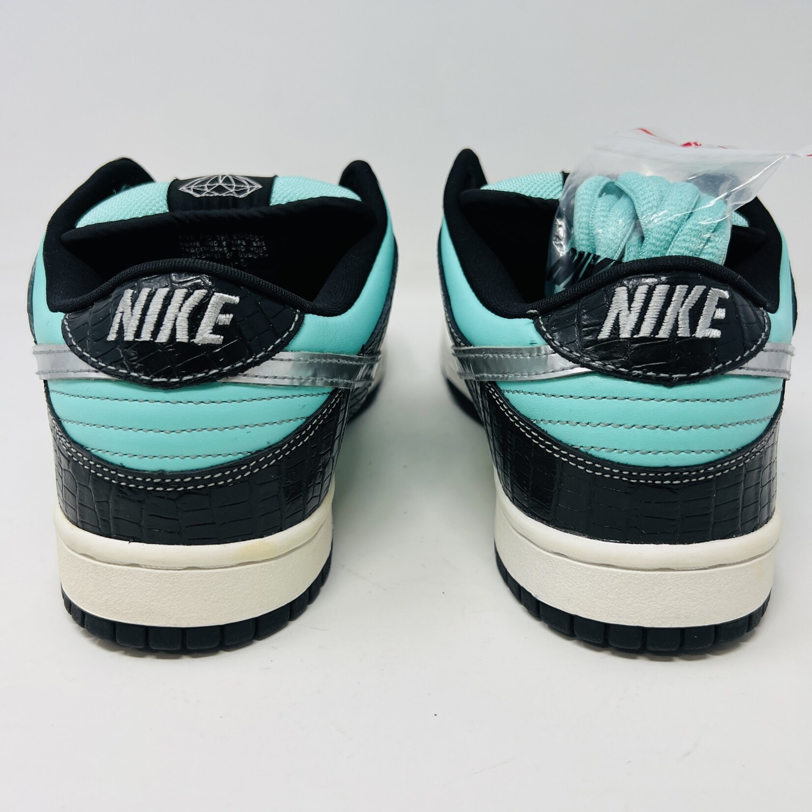 Nike SB Dunk Low Diamond Supply Co. Holy Ground Sneaker Shop Buy Sell Trade Sneakers