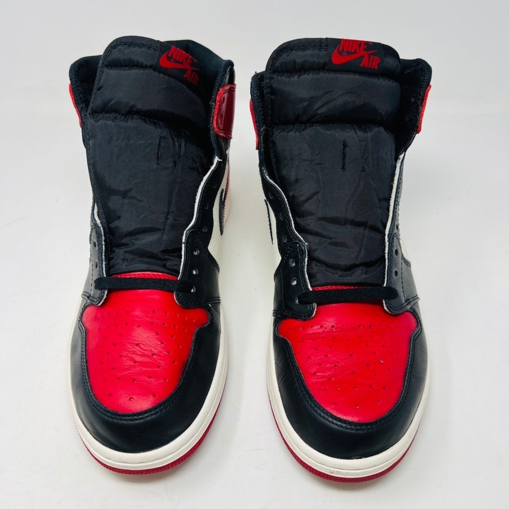Jordan 1 Retro High Bred Toe Holy Ground Sneaker Shop Buy Sell Trade Sneakers