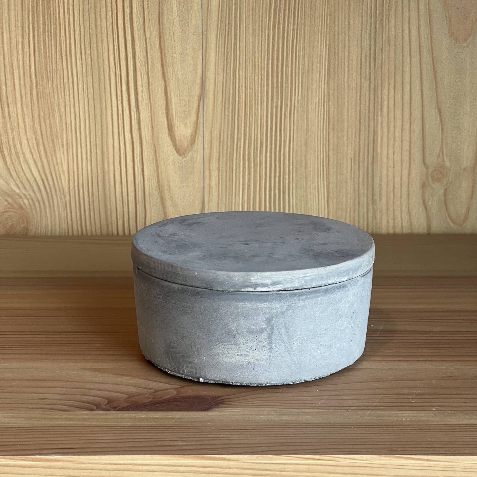 Cement Box with Lid