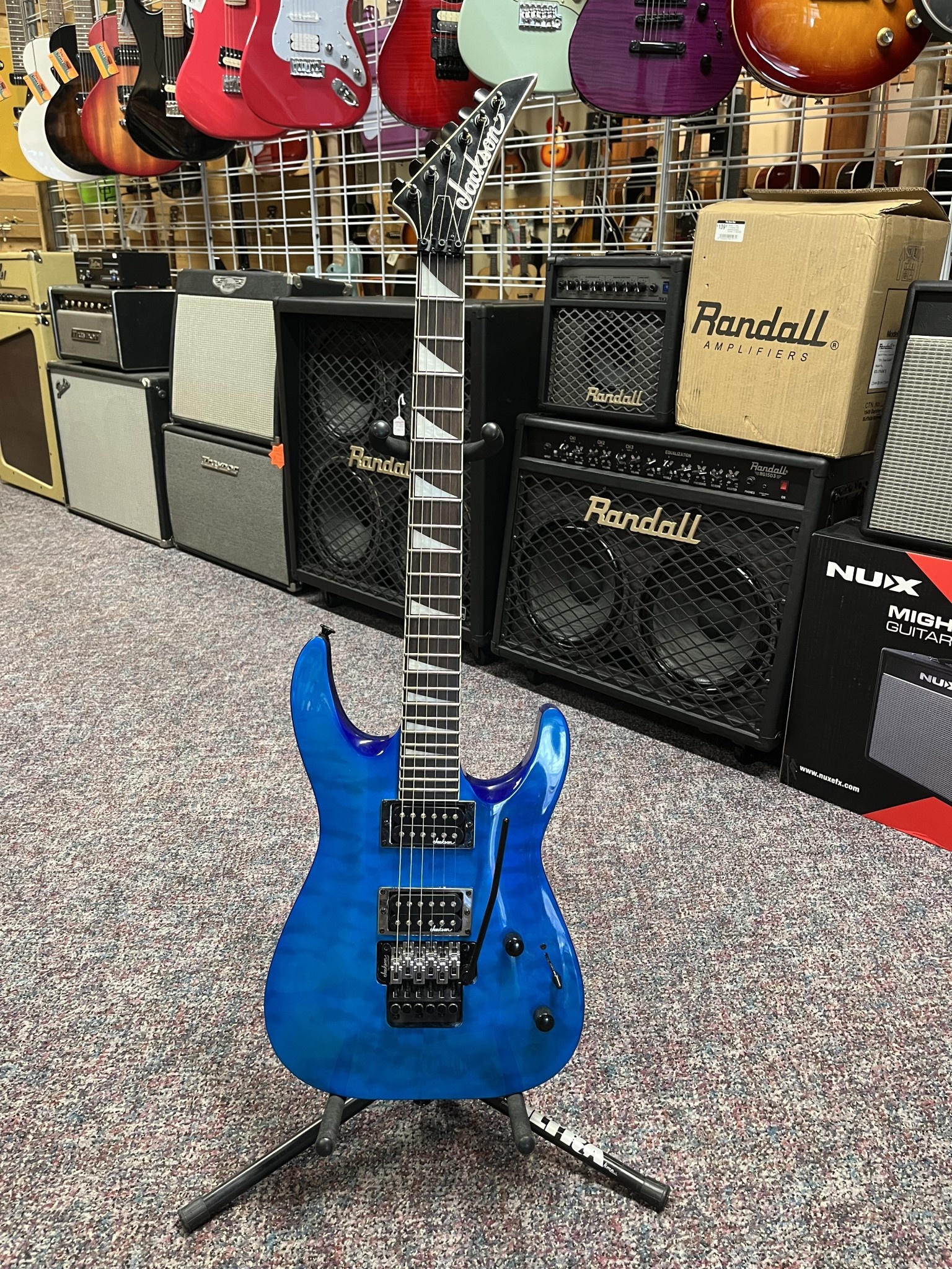 USED Jackson Guitars JS Series Dinky Arch Top JS32Q DKA, Amaranth Fingerboard Transparent Blue