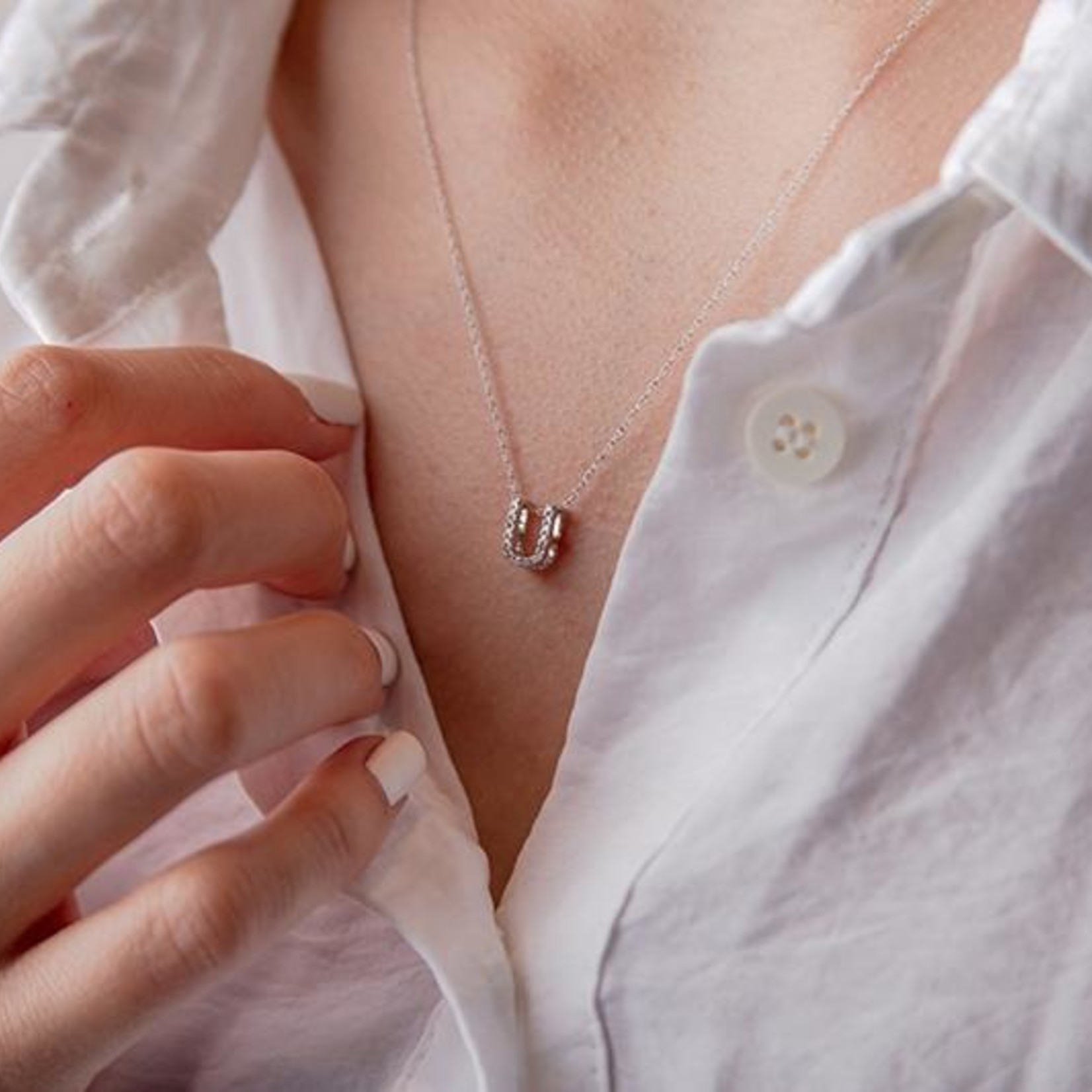 LXR Jewelry Pendant 14K DIA 0.10CT WG "U"