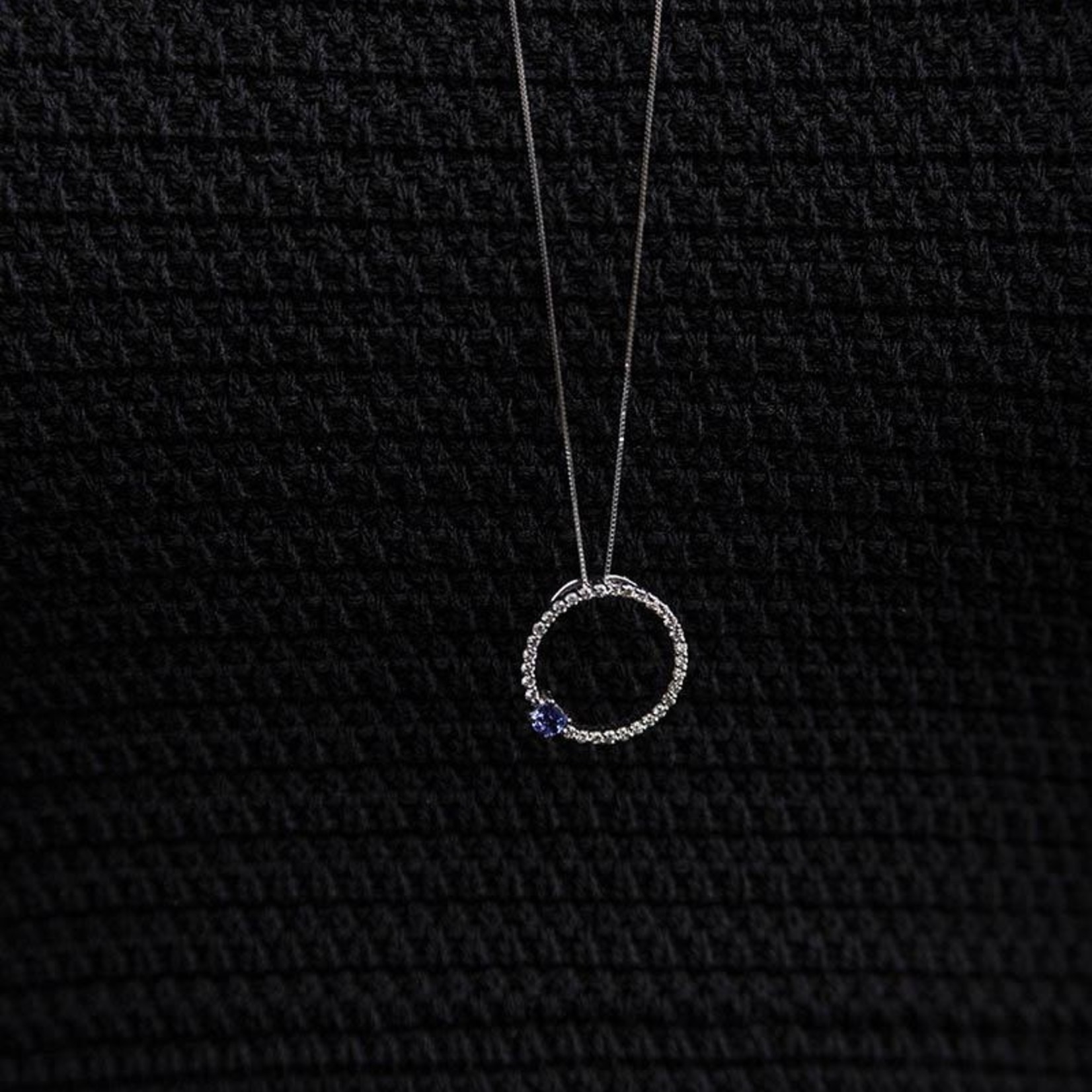 LXR Jewelry 14K White Gold Diamond and Topaz Pendant