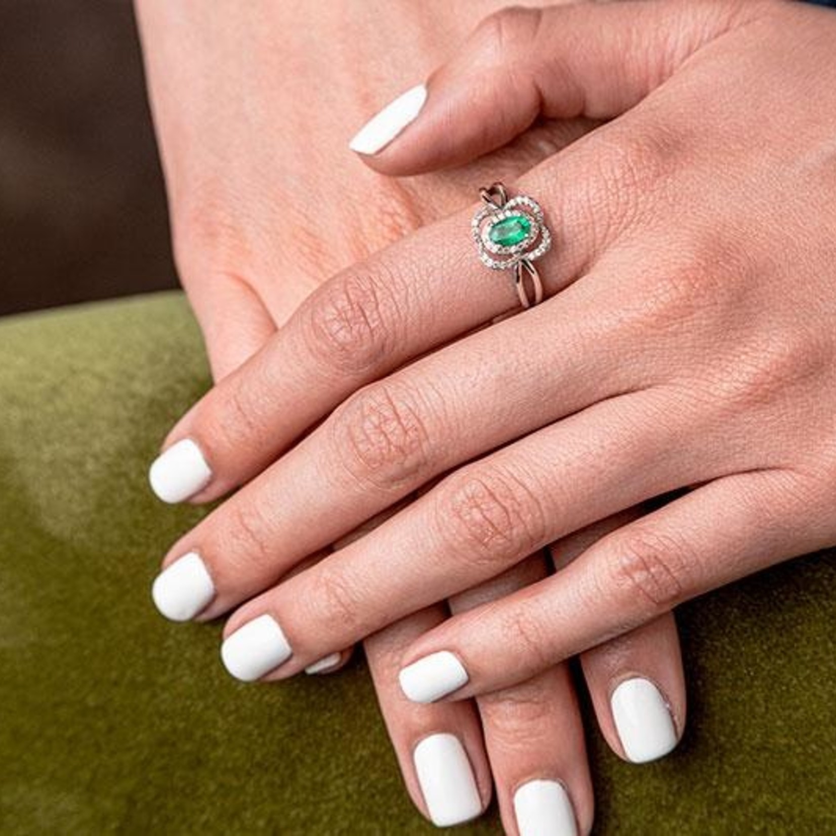 LXR Jewelry Ring 14K DIA 0.15CT Emerald White Gold