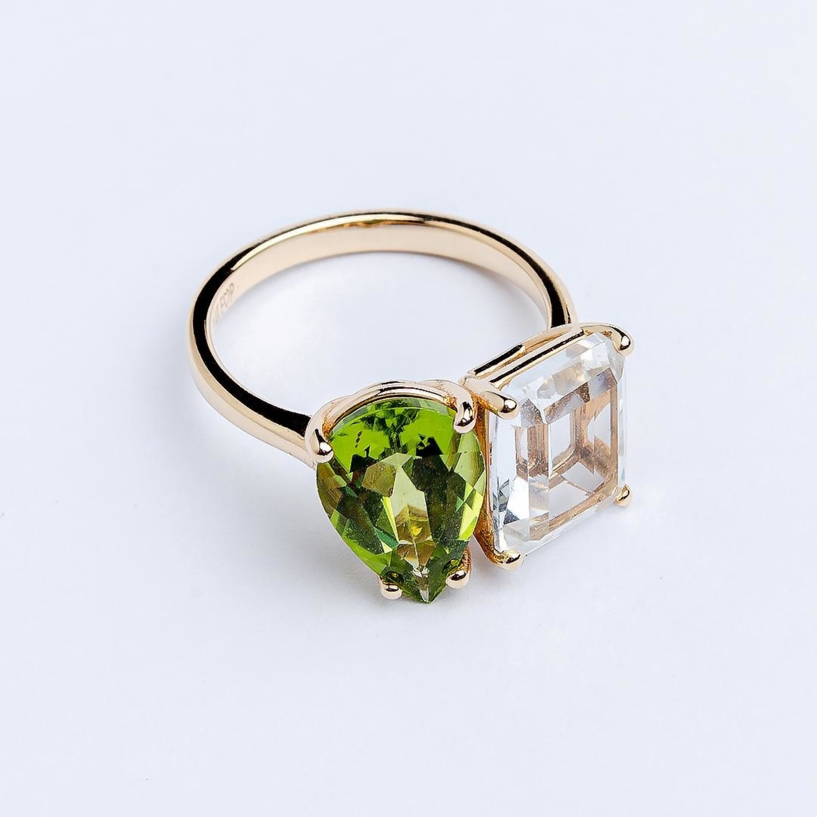 LXR Jewelry Ring 14K 2 Stone Pear Emerald Yellow Gold