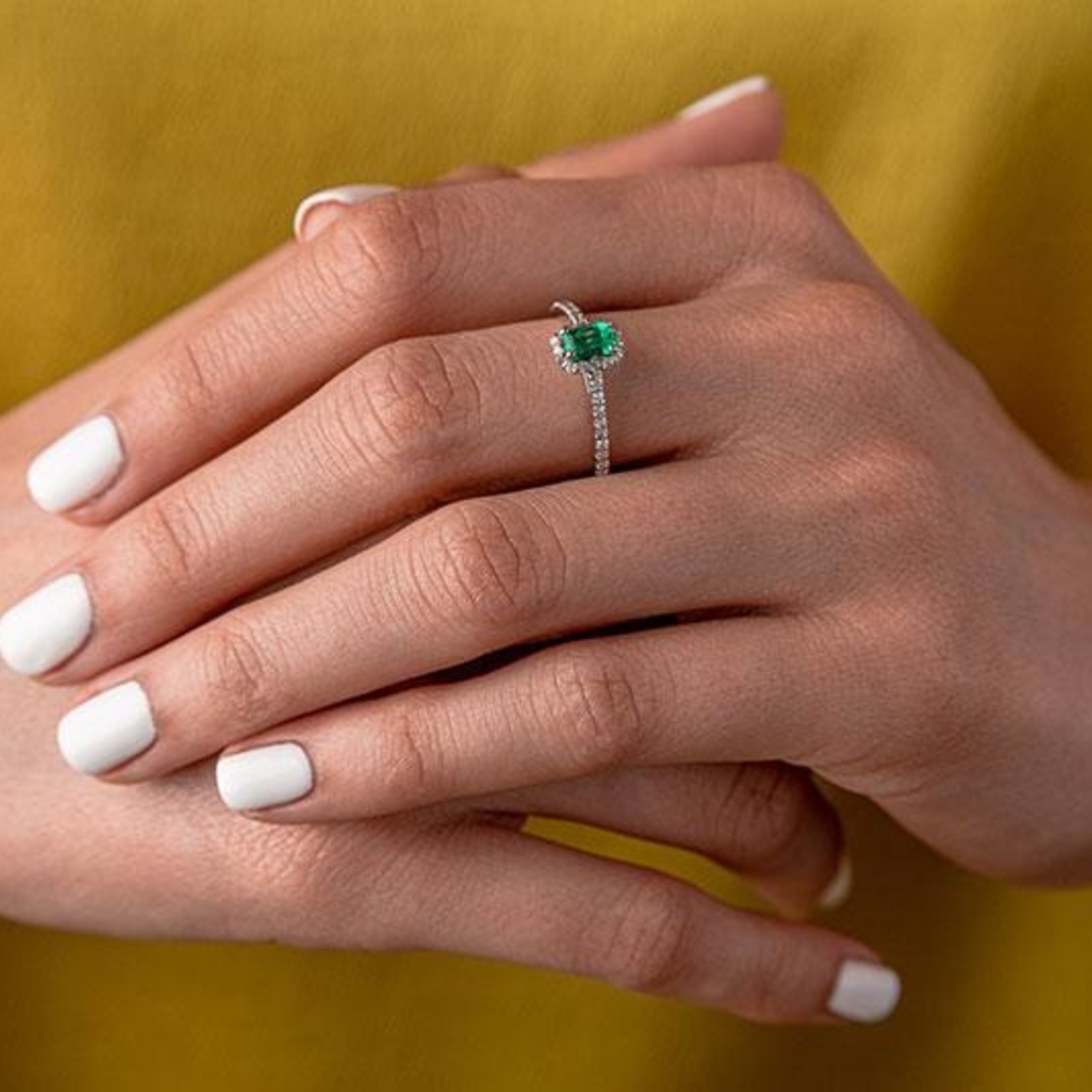 LXR Jewelry Ring 14KW DIA .40CT Emerald .80CT