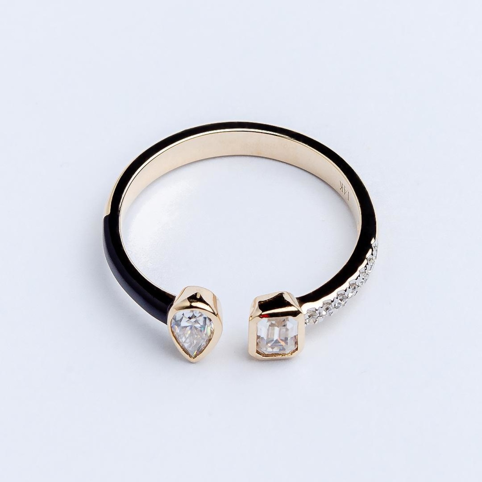 LXR Jewelry Ring 14K 2 Stone Enamel Black color Yellow Gold