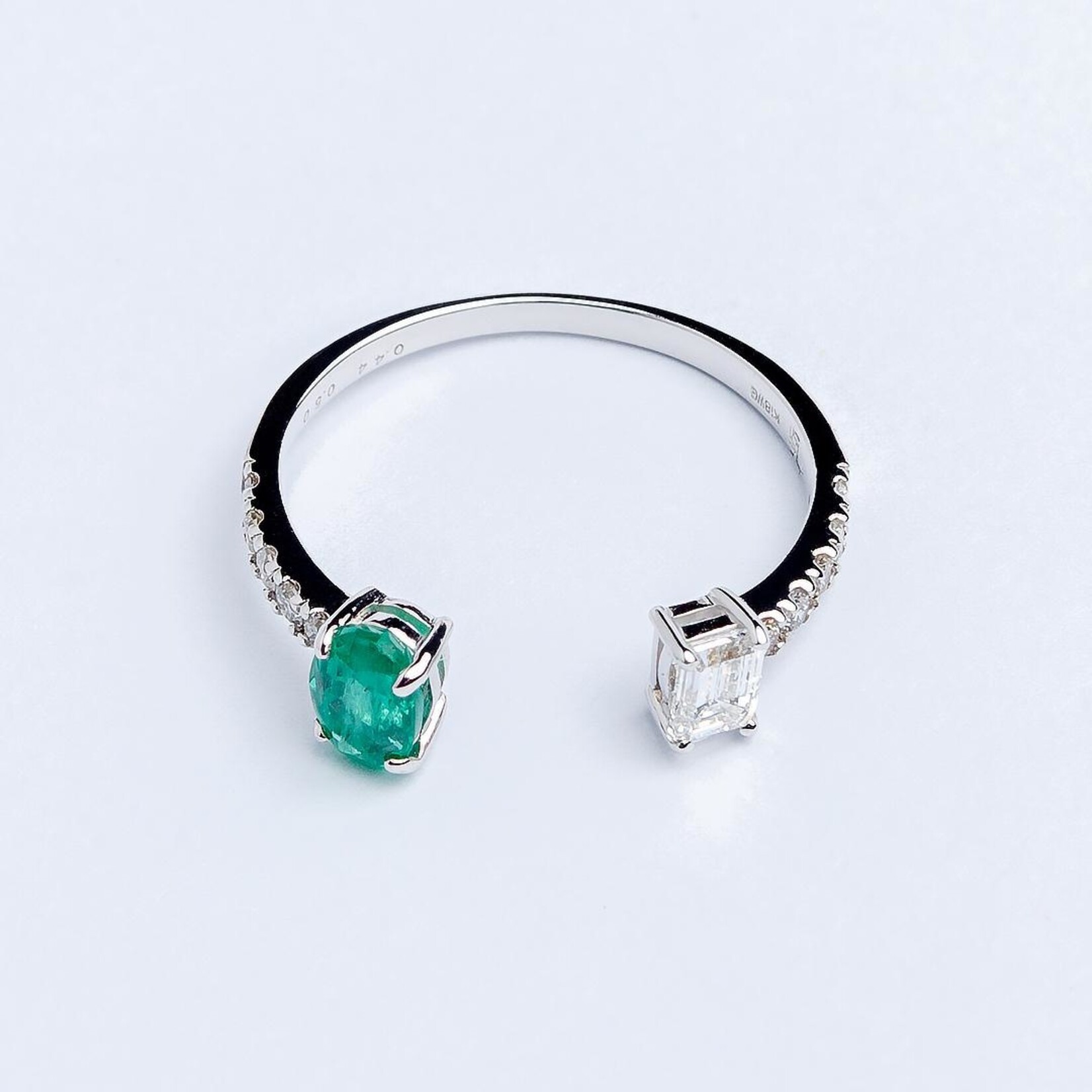 LXR Jewelry Ring 18KW Emerald .44CT DIA .5CT Gold wt 1.6g