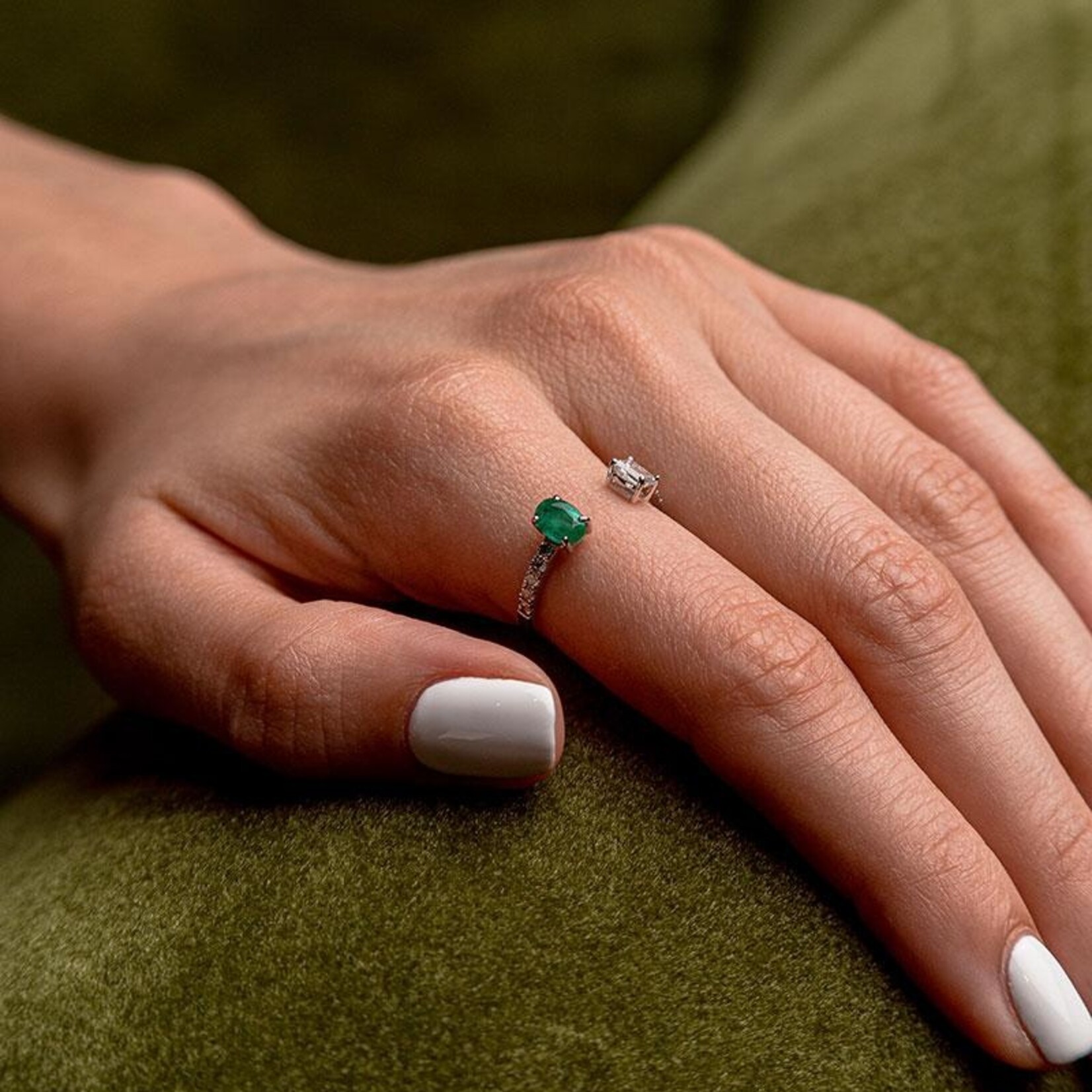 LXR Jewelry Ring 18KW Emerald .44CT DIA .5CT Gold wt 1.6g