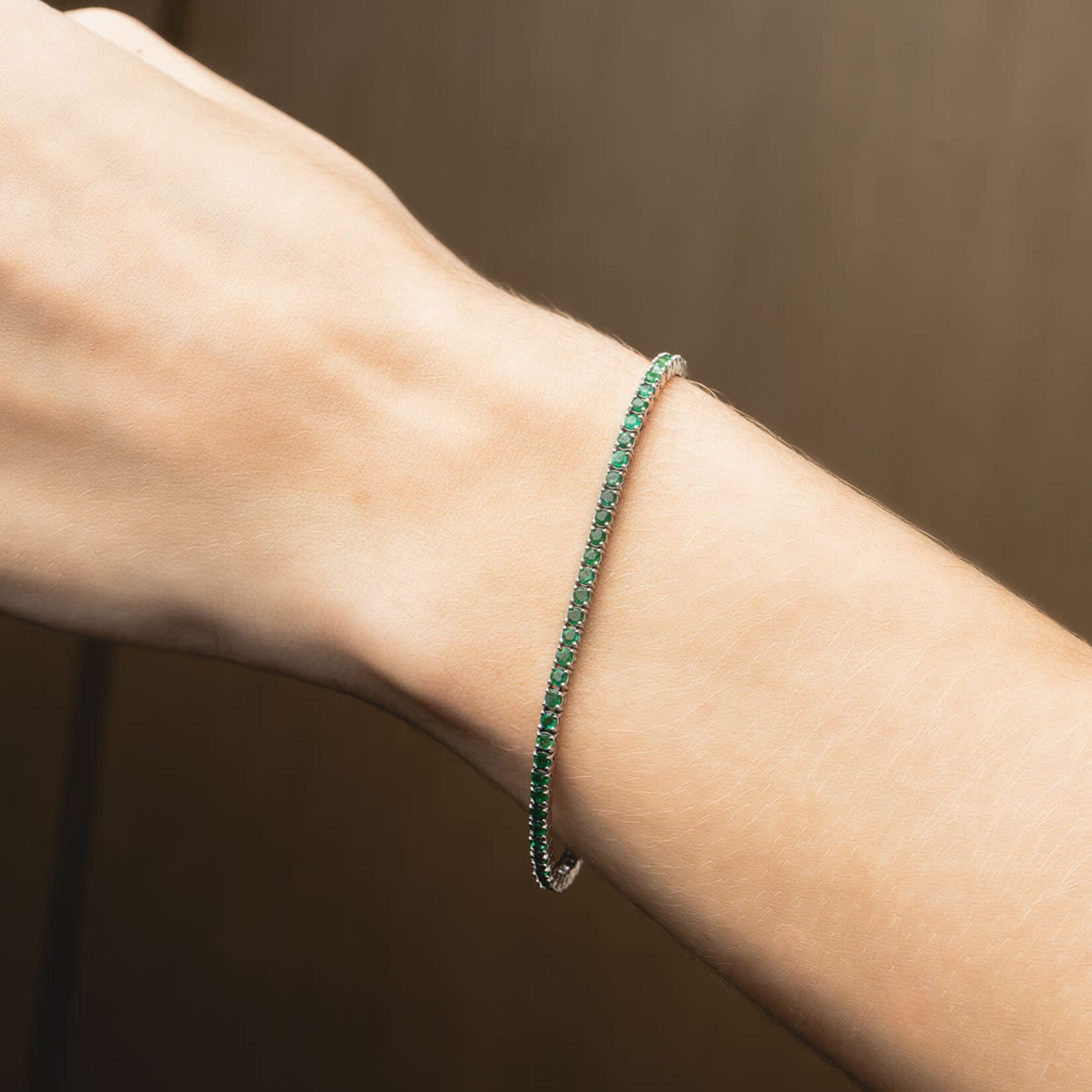 LXR Jewelry Bracelet 2.70ct. Emerald Tennis 14KW 7’