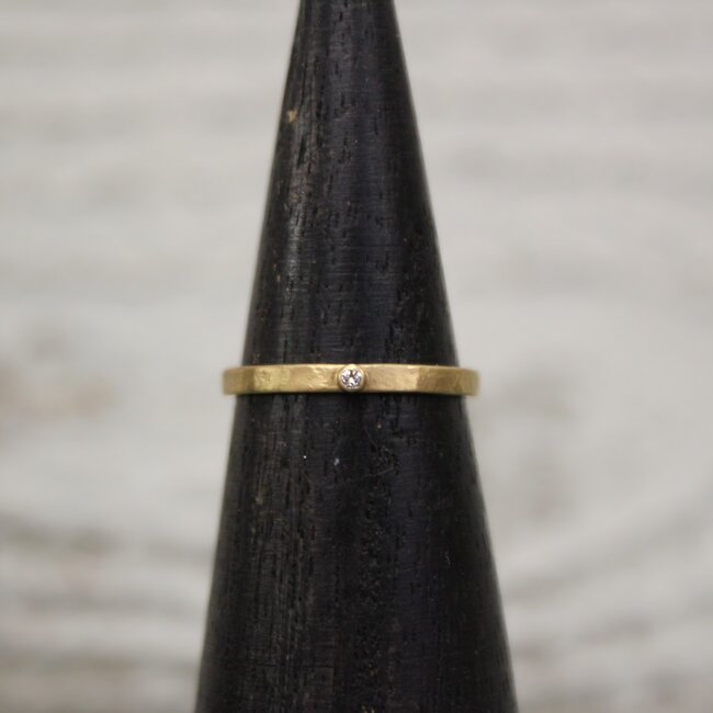 SARAH MCGUIRE FINE Parchment Band with Small Diamond