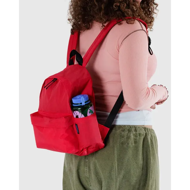 Baggu Medium Nylon Backpack - Candy Apple