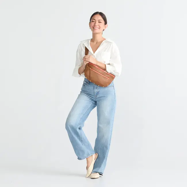 Hammitt Charles Crossbody Large-Mahogany Pebble